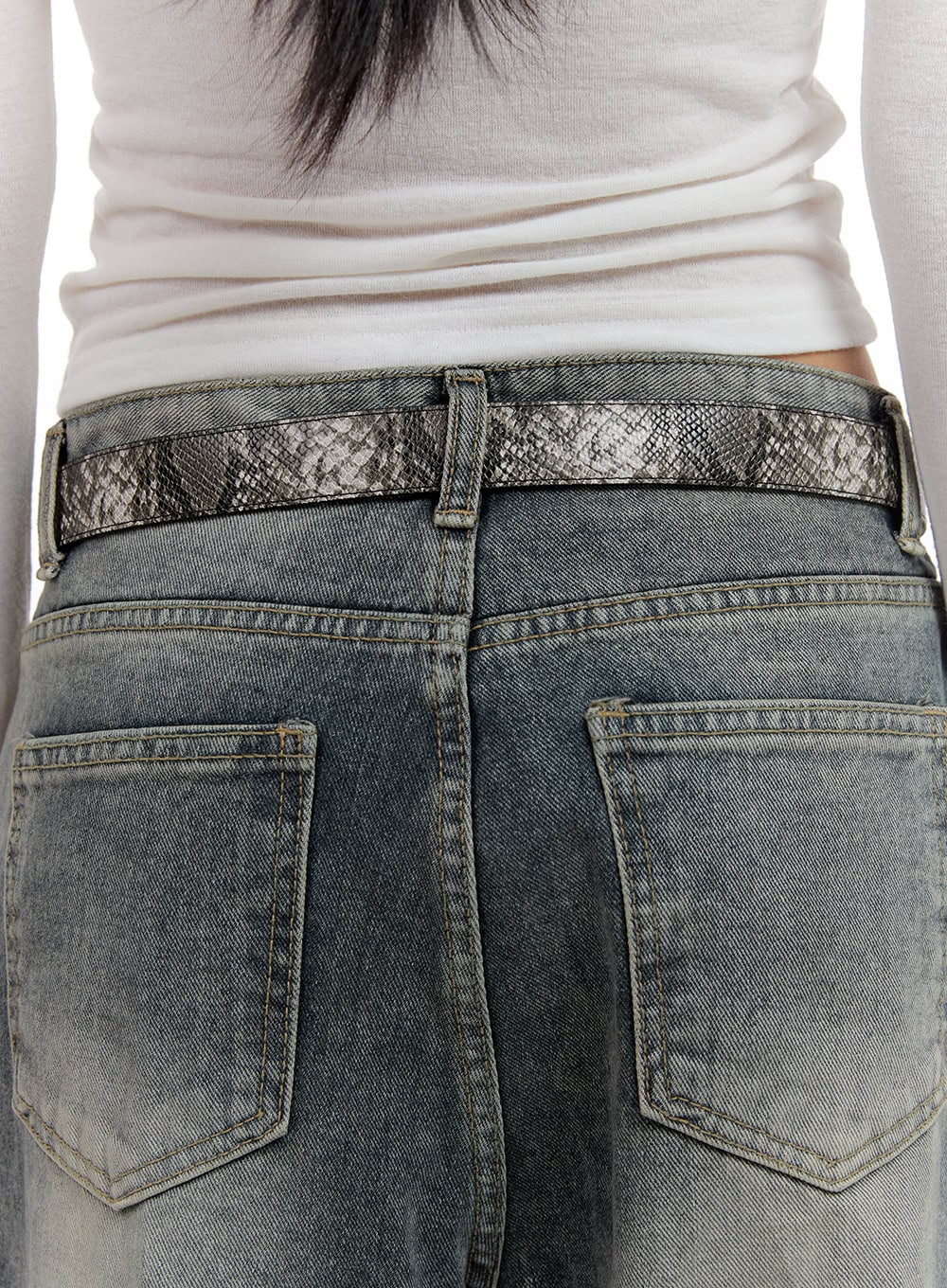 Sleek Snakeskin Belt CN401 - Image 3