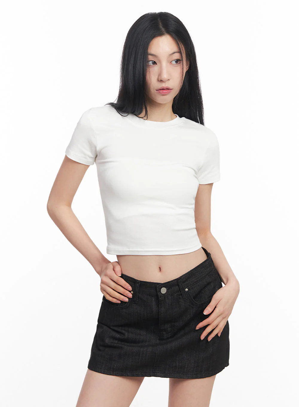 Slim-Fit Crop Tee IY516 - Image 7