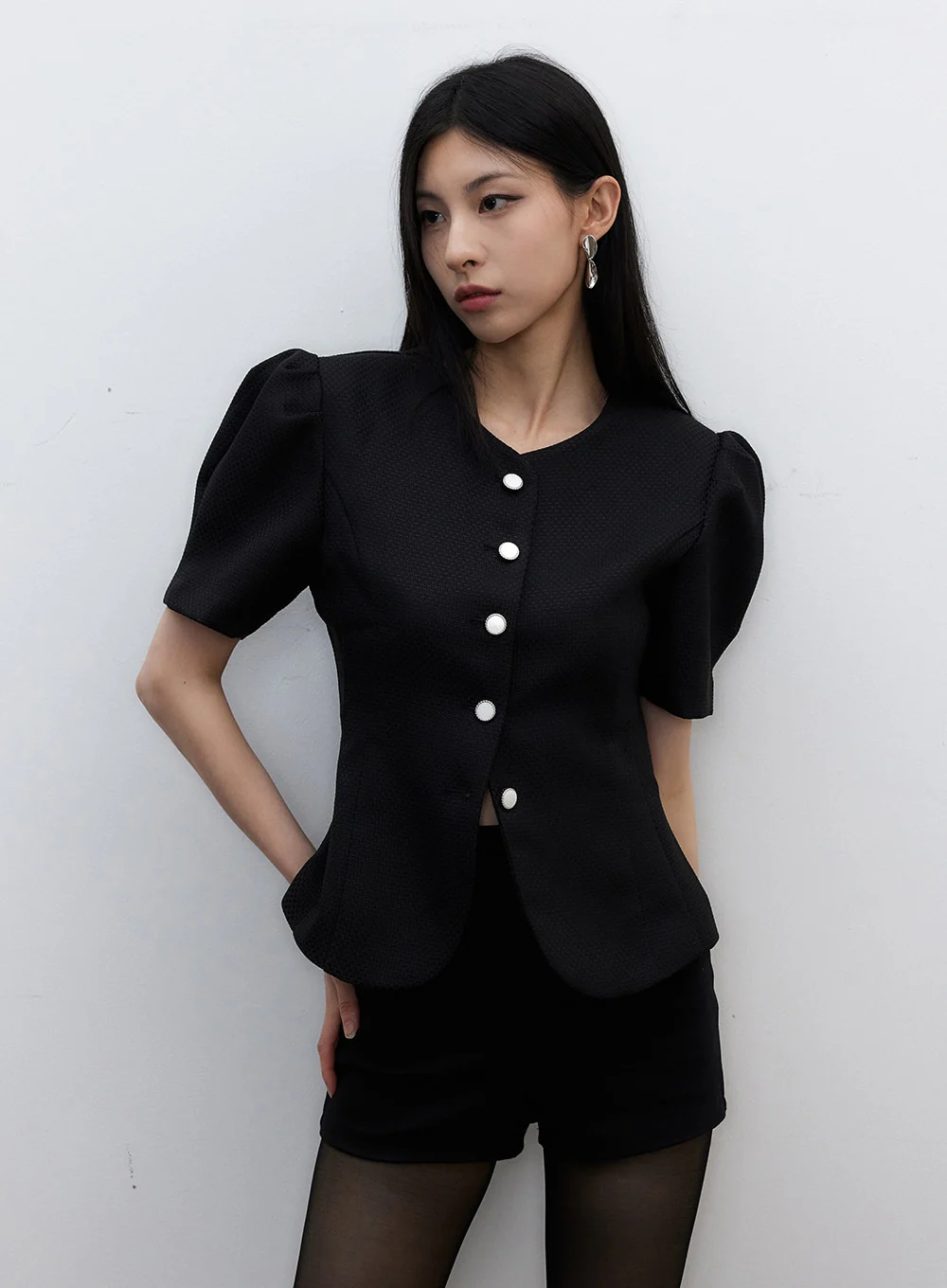 Slim Fit Shorts IY326 - Image 4