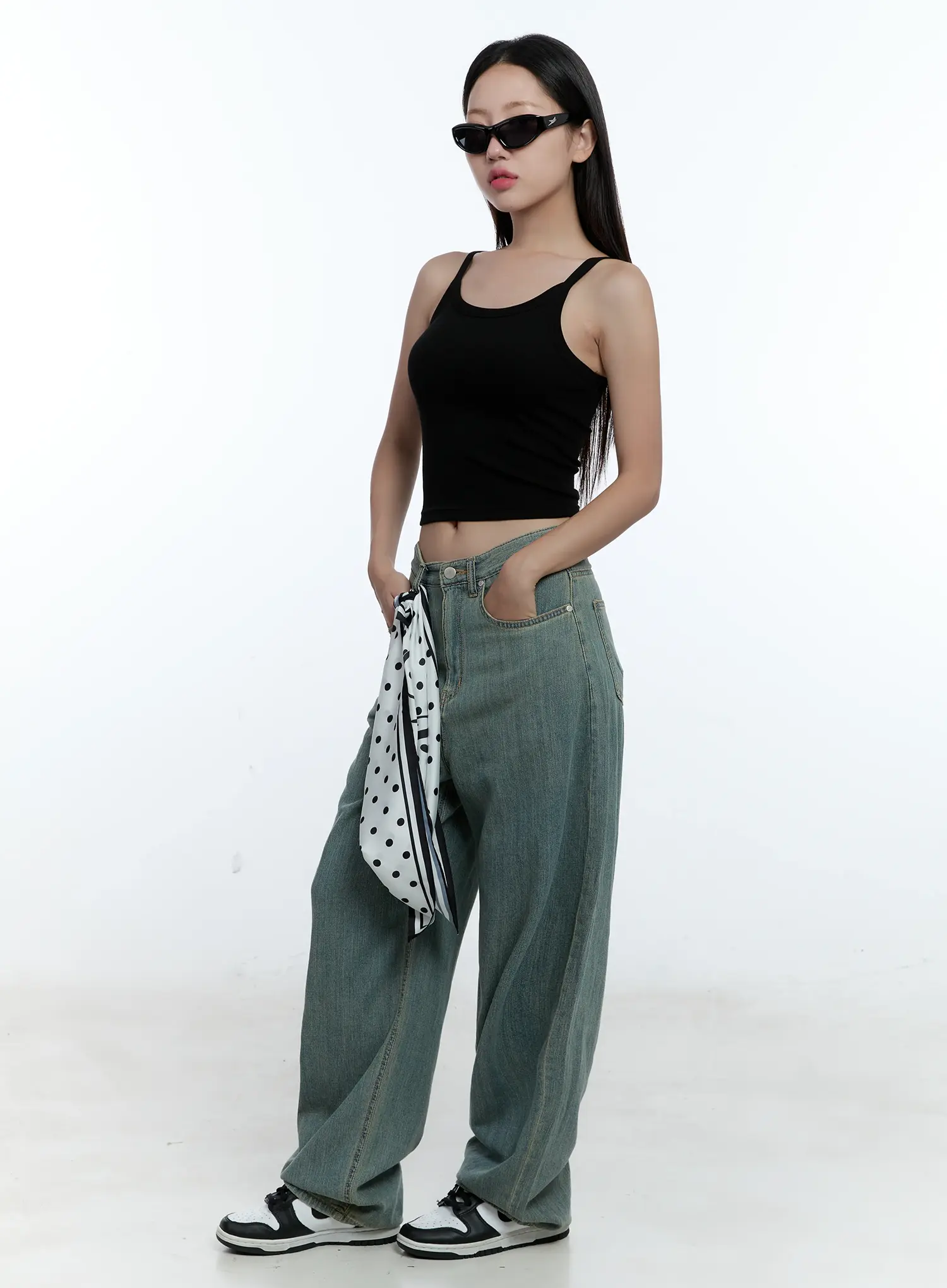 Slim-Fit Tank Top CU526 - Image 9