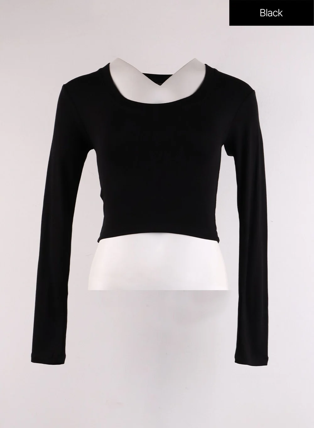 Slim Fit U-Neck Crop Tee IF402 - Image 13
