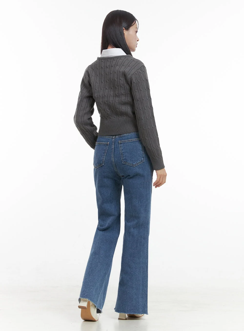 Slim V-Neck Cable Knit Sweater OO416 - Image 3