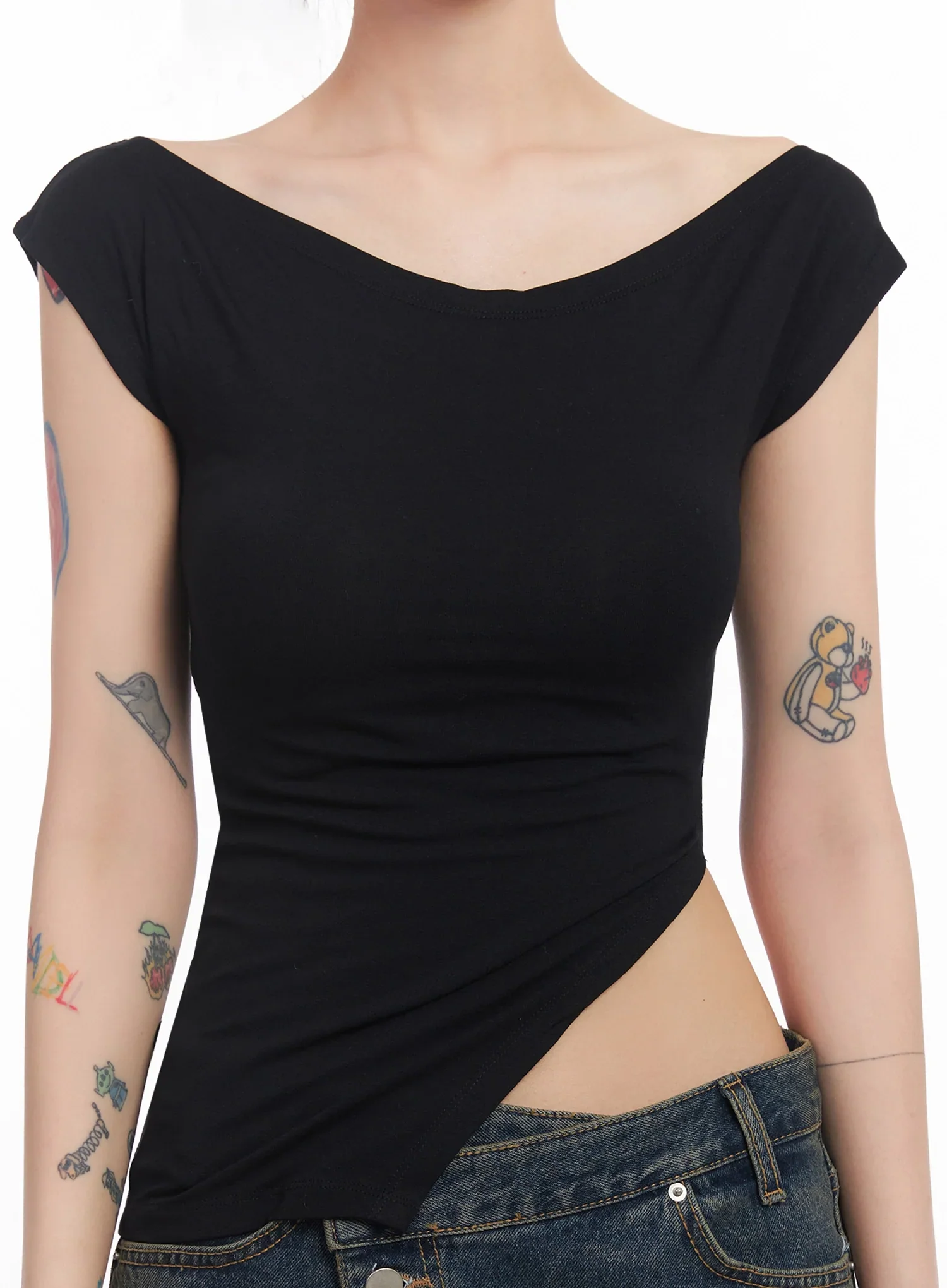 Slit Off-Shoulder Tee IC503 - Image 4