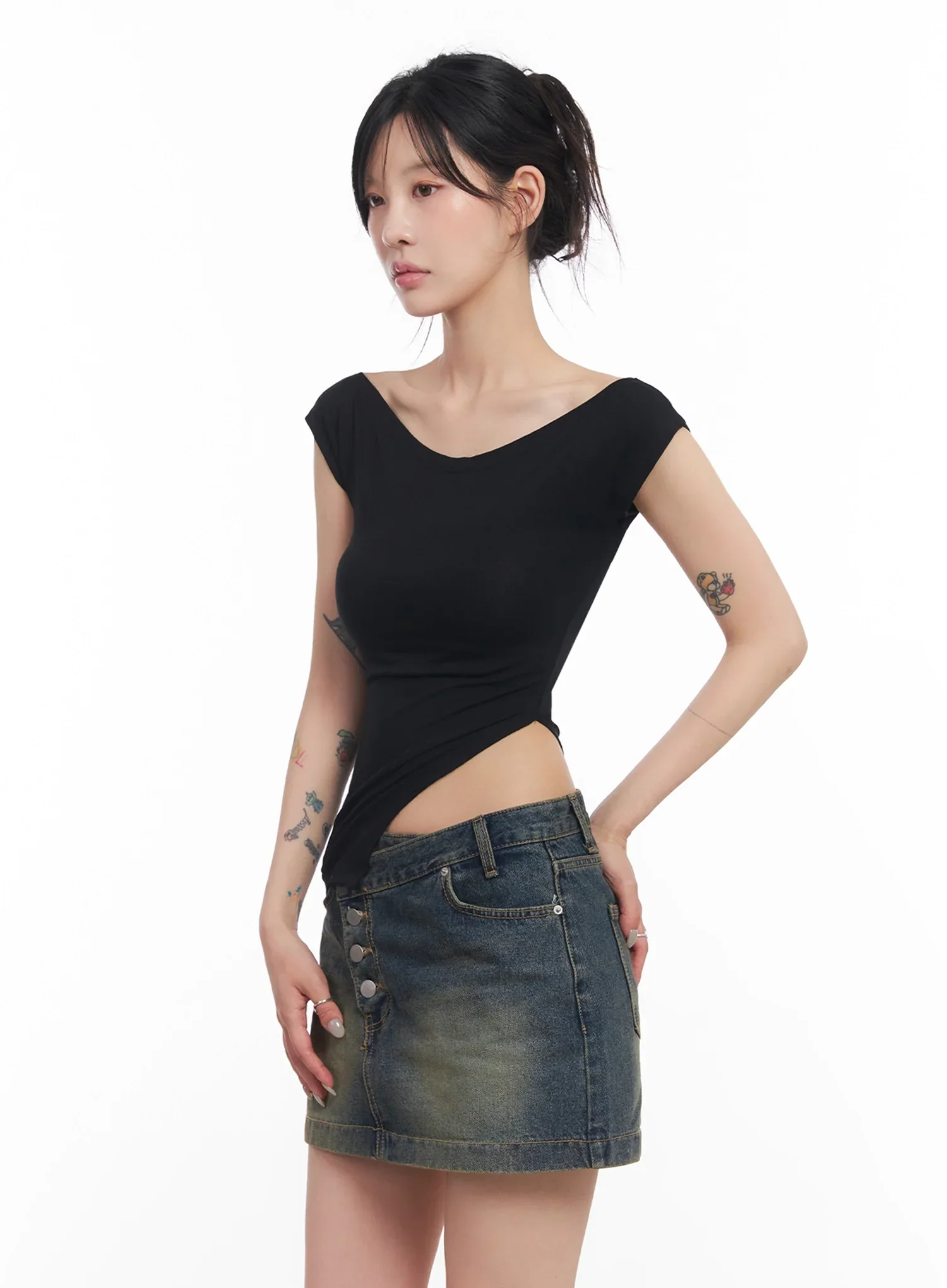 Slit Off-Shoulder Tee IC503 - Image 9