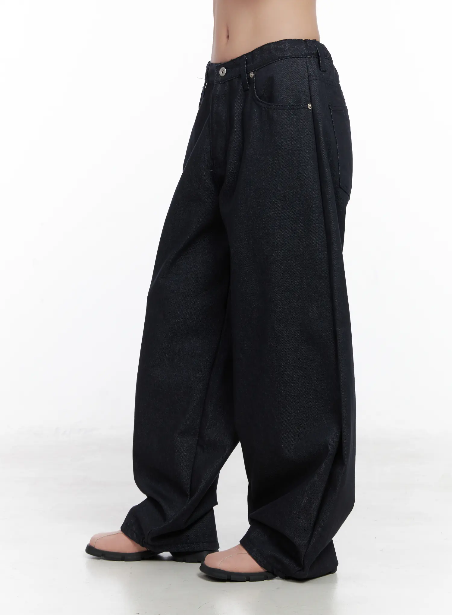 Solana Unwashed Wide-Leg Jeans CN514 - Image 5