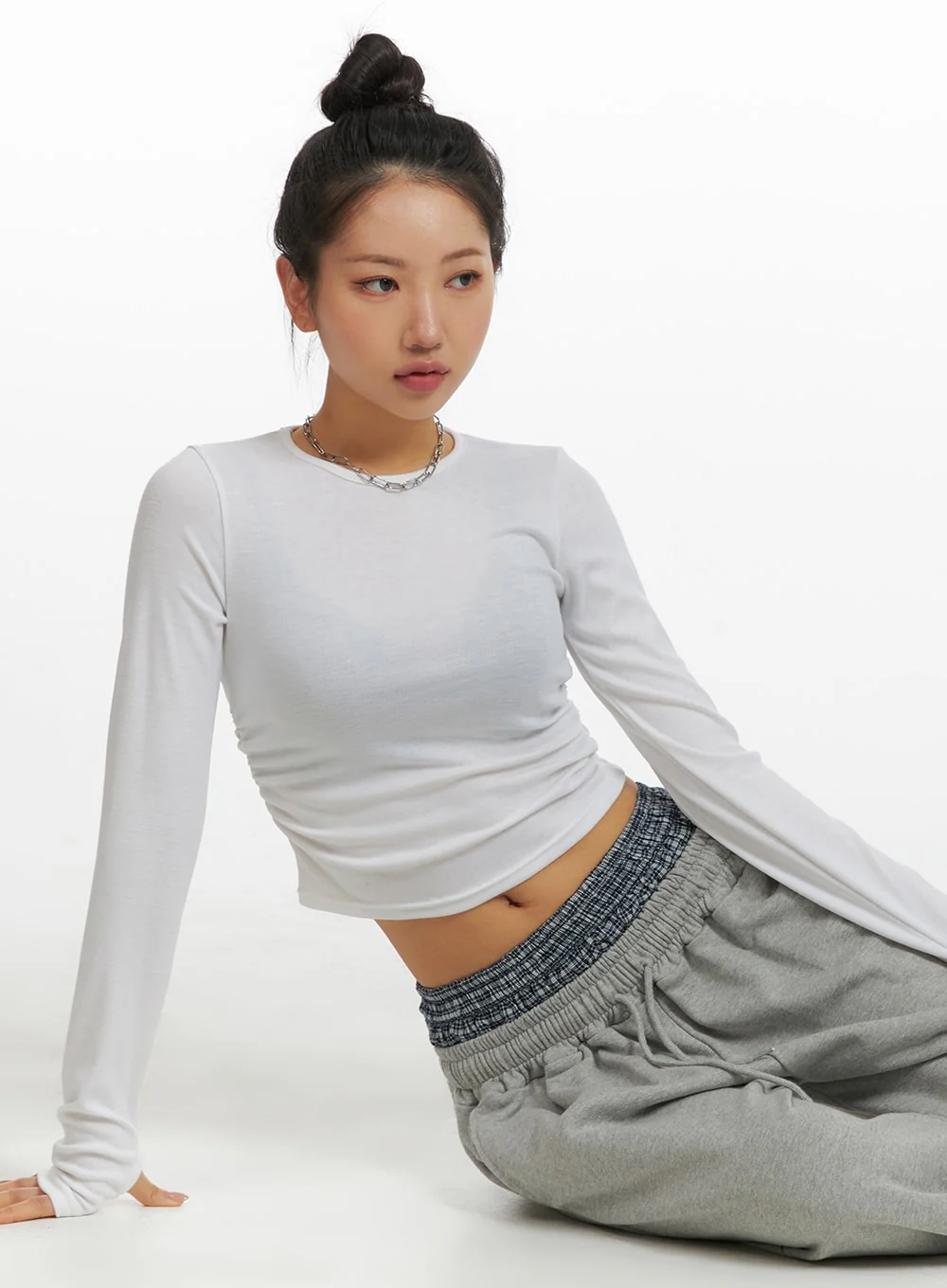Solid Long Sleeve Crop Top CM408 - Image 3