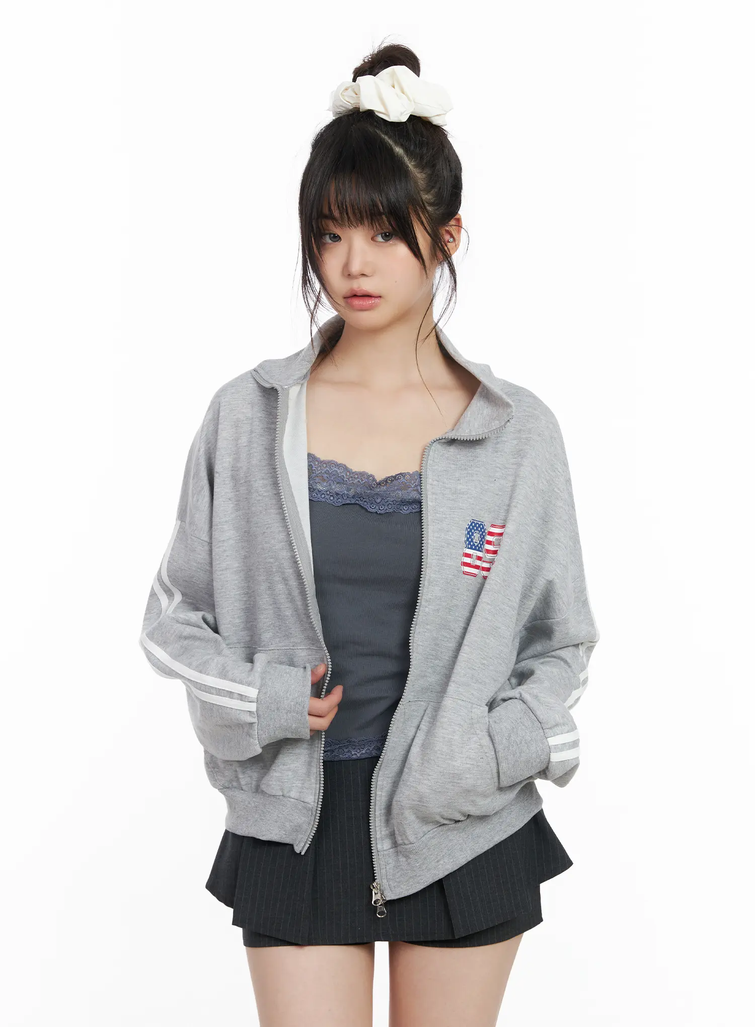 Sporty Graphic Track Jacket CM512 - Image 13