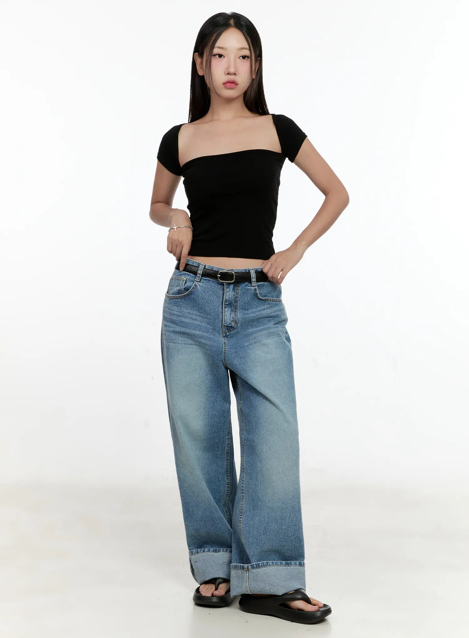Square-Neck Crop Top CL531 - Image 4