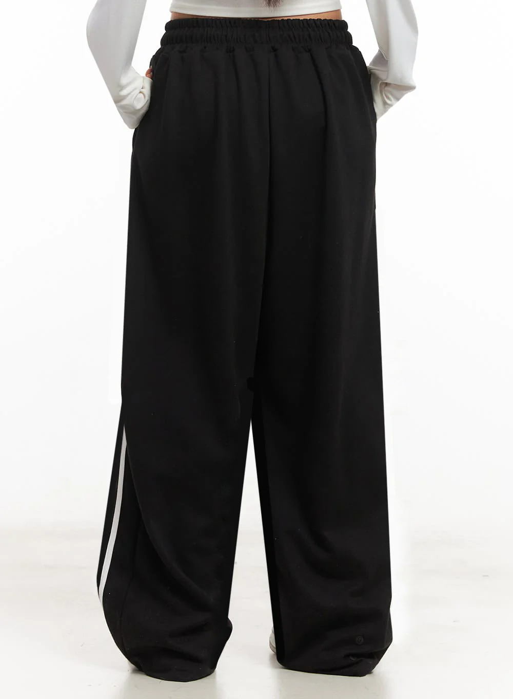 String Buttoned Trackpants IM524 - Image 10