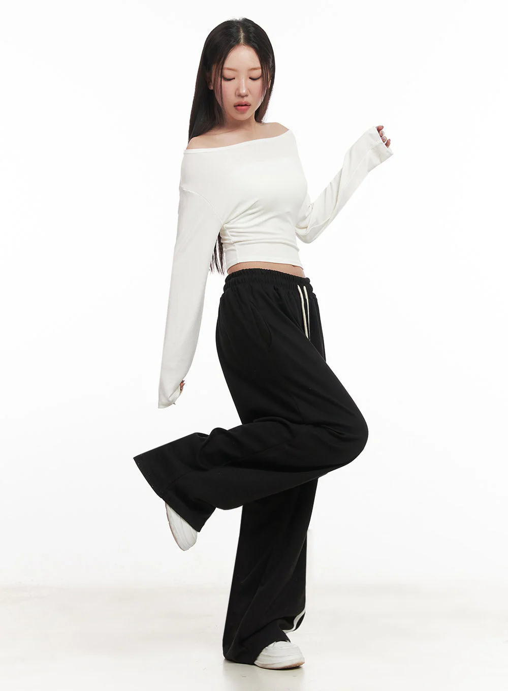 String Buttoned Trackpants IM524 - Image 6