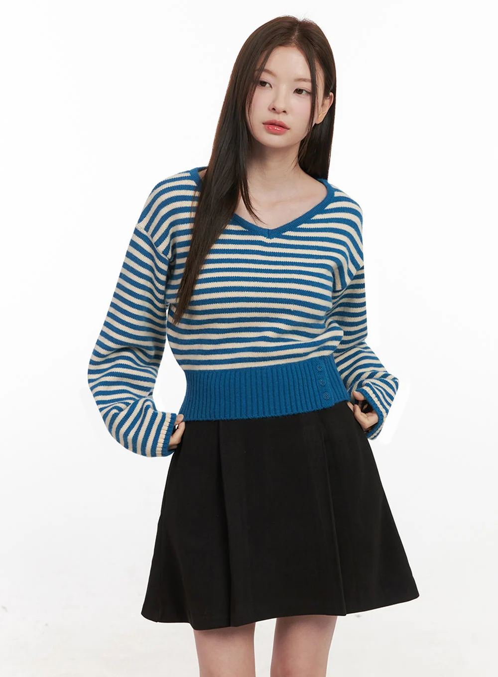 Stripe Oversized V-Neck Sweater IF505 - Image 5