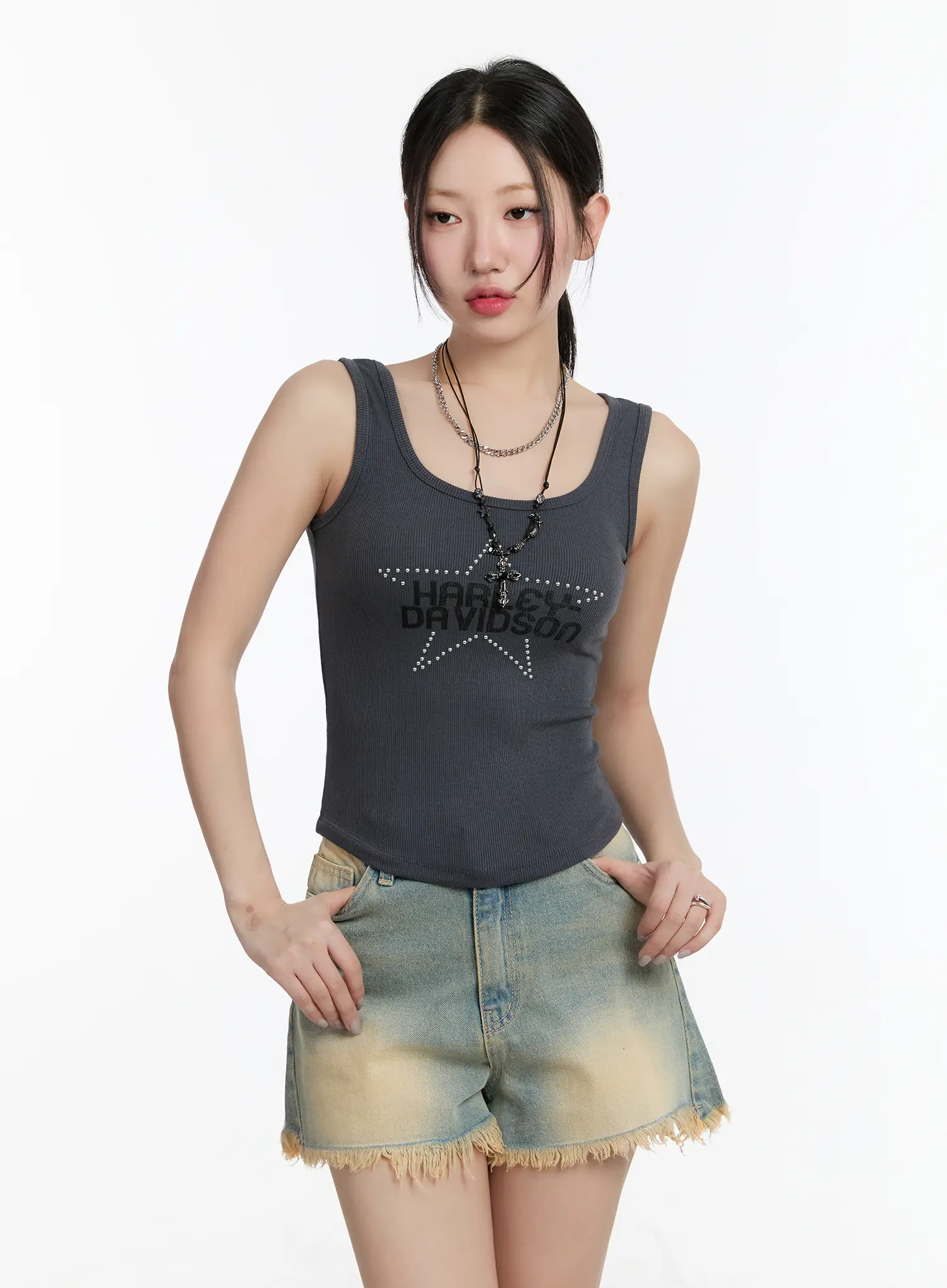 Studded Graphic Crop Top CM511 - Image 10