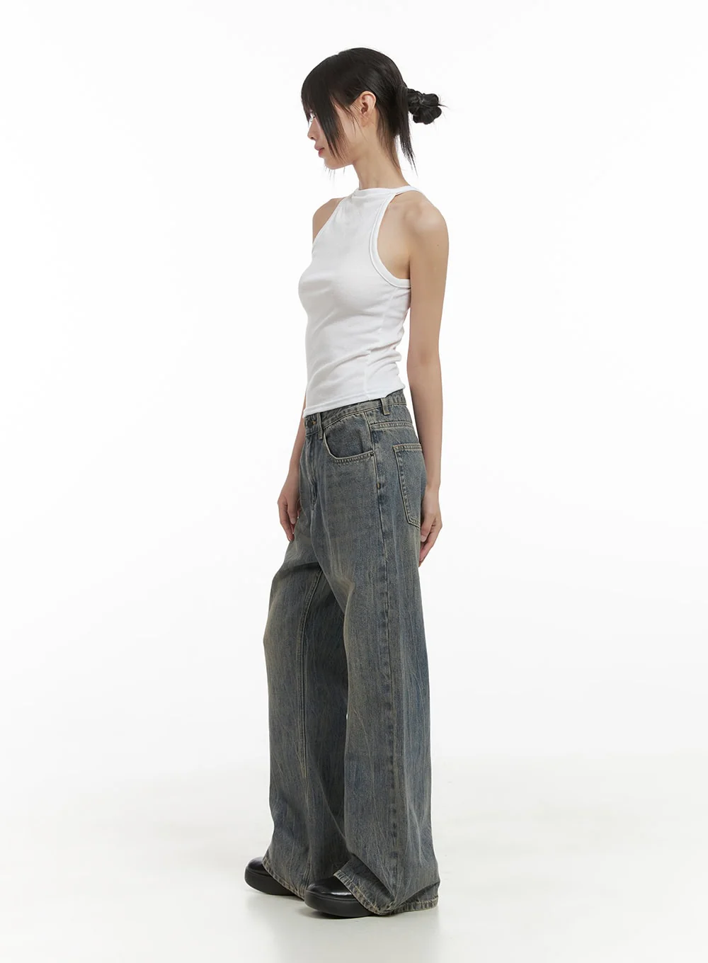 Tailored Solid Sleeveless Top CS412 - Image 4