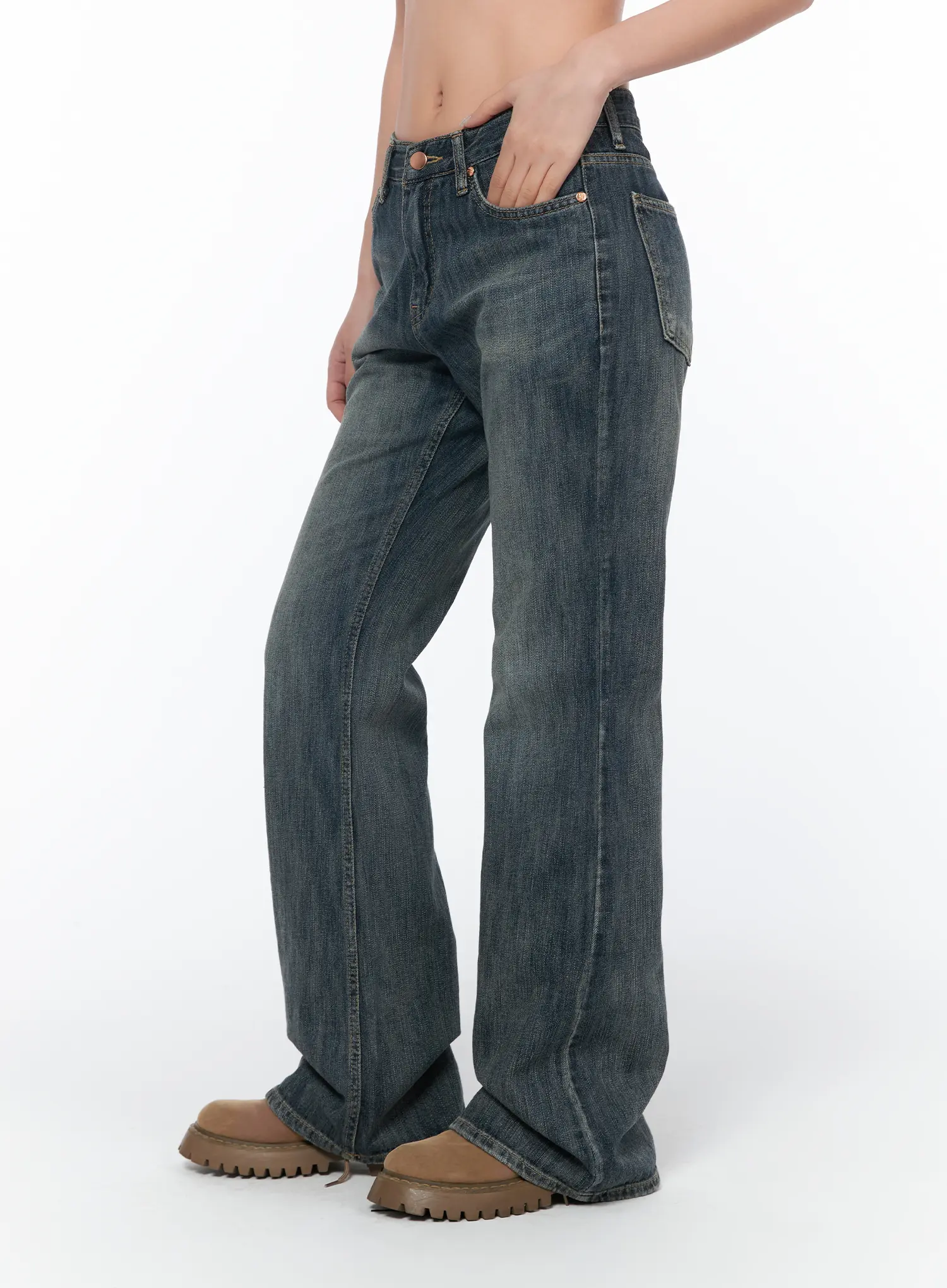 Tatyana Vintage Washed Bootcut Jeans CA515 - Image 5