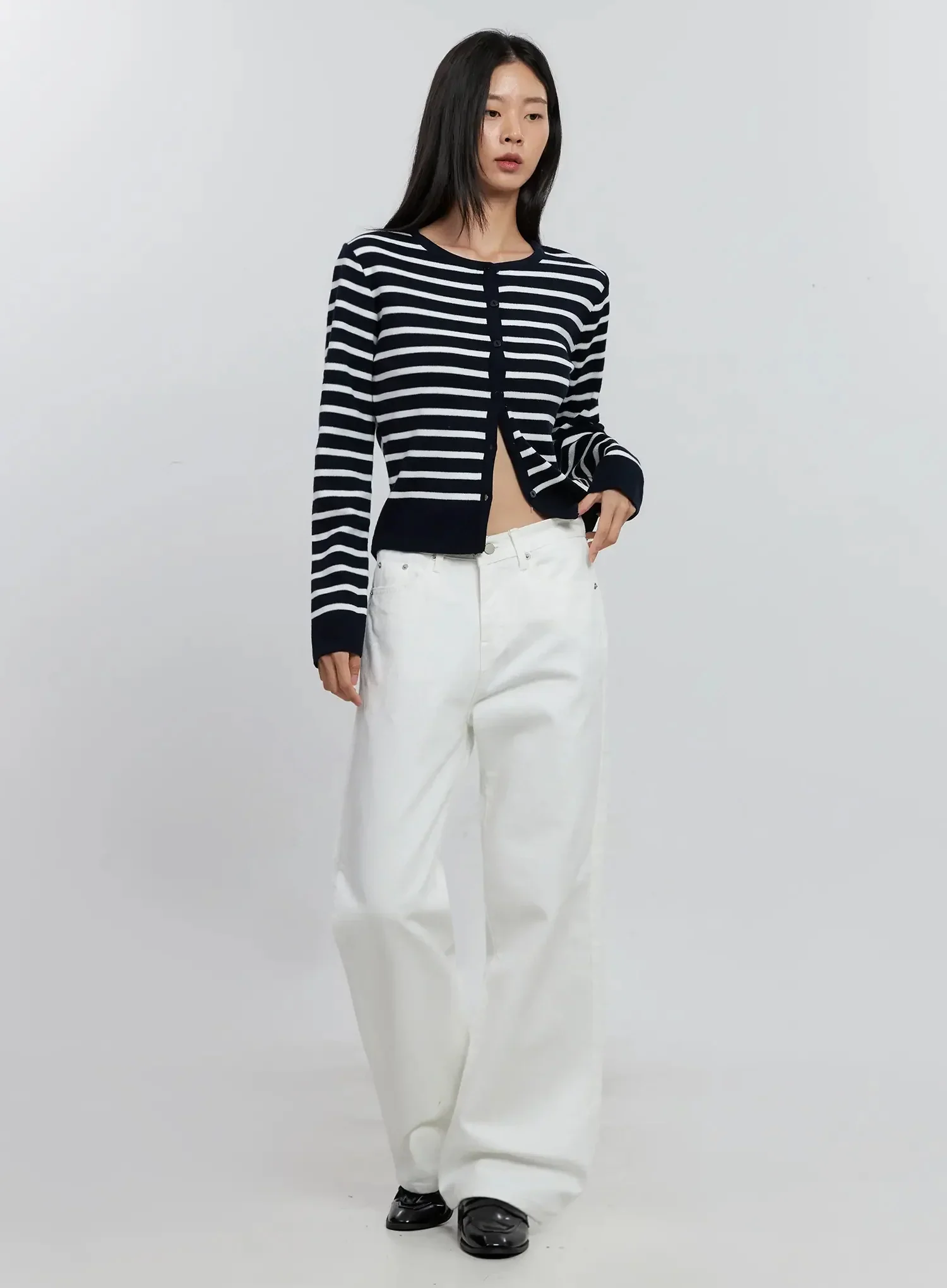 Taytum Straight-Leg Jeans IS515 - Image 2