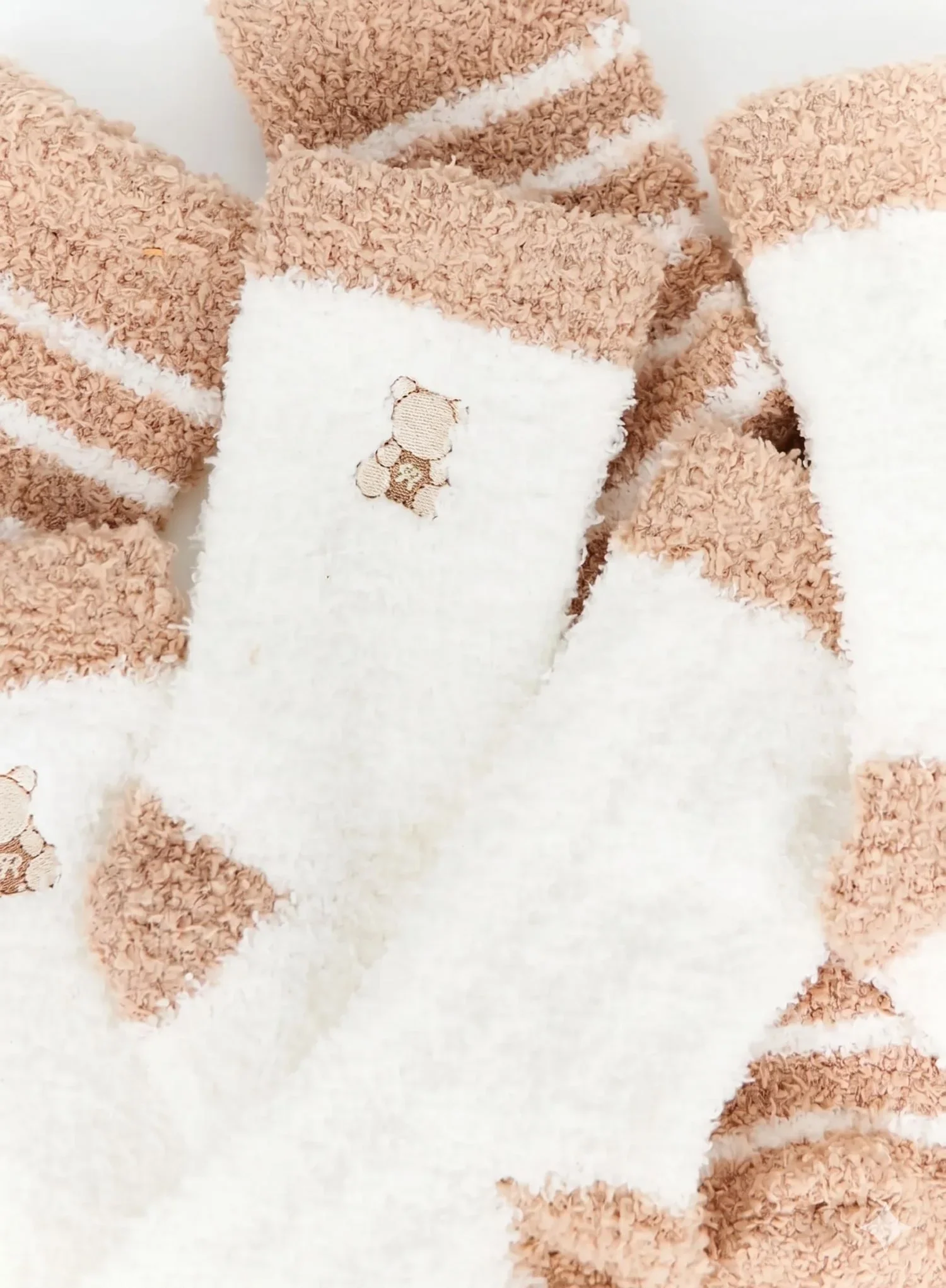 Teddy Bear Fuzzy Socks IY511