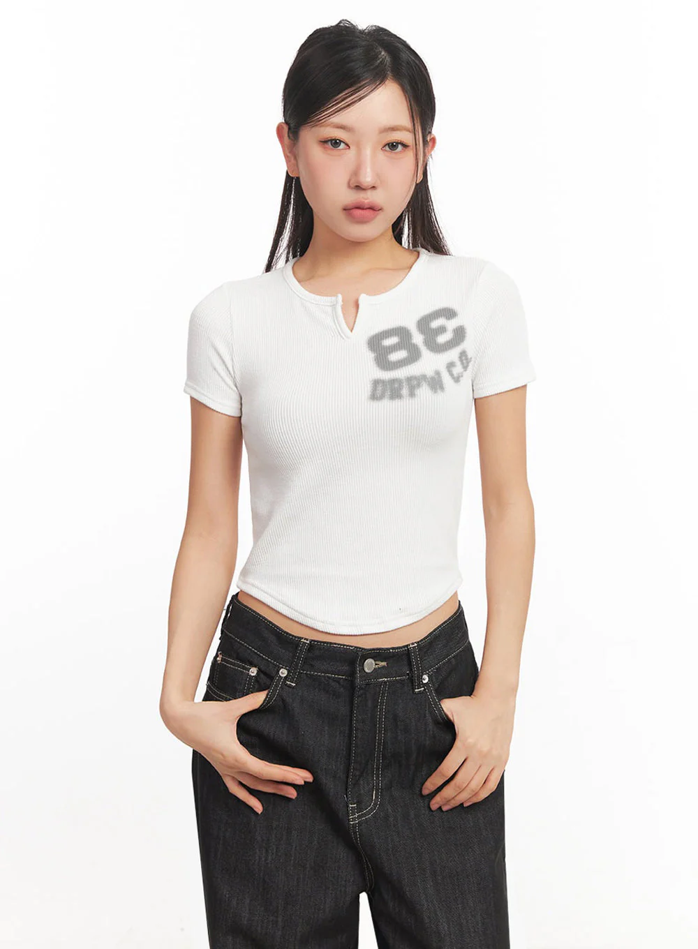 Tomboy Graphic Crop Top IA524 - Image 2