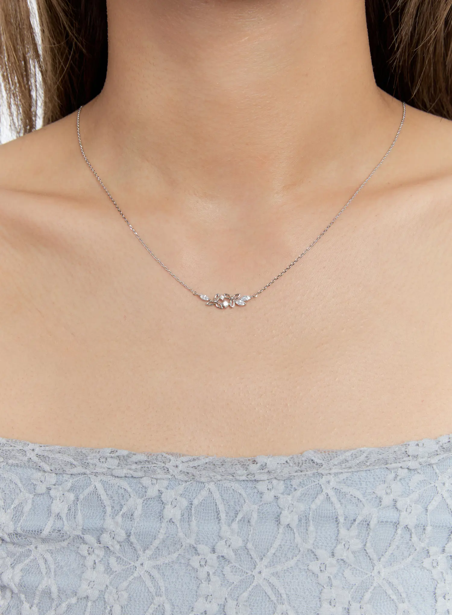 Trefoil Petal Necklace IS517 - Image 4
