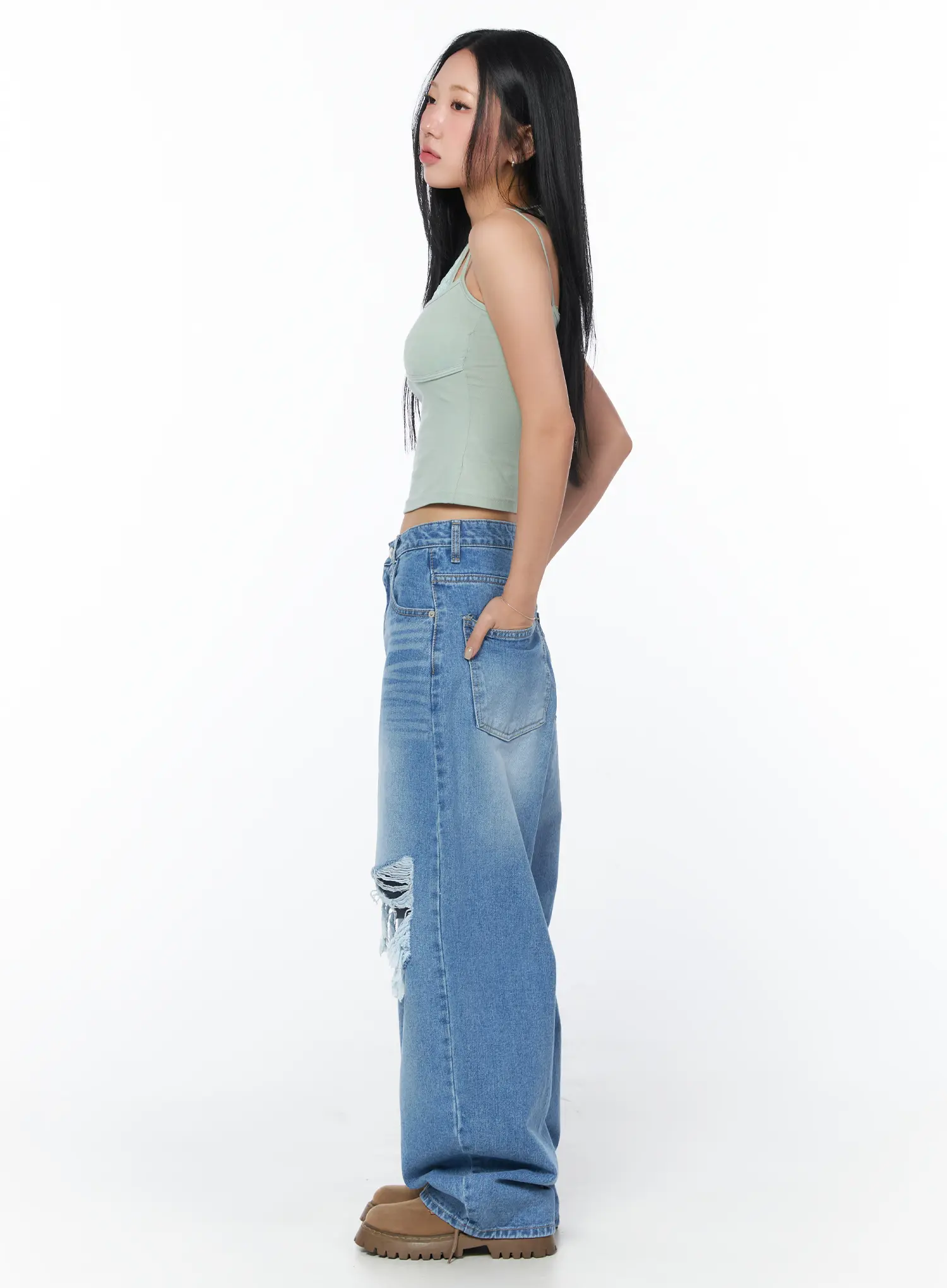 Trendy Layered Halter Top CY512 - Image 4