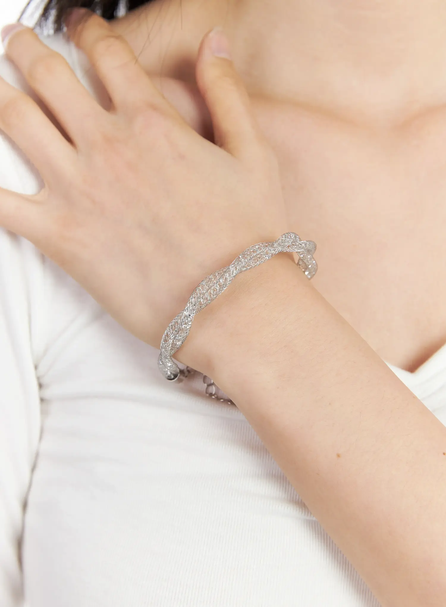 Twisted Sparkle Bracelet CM519 - Image 9