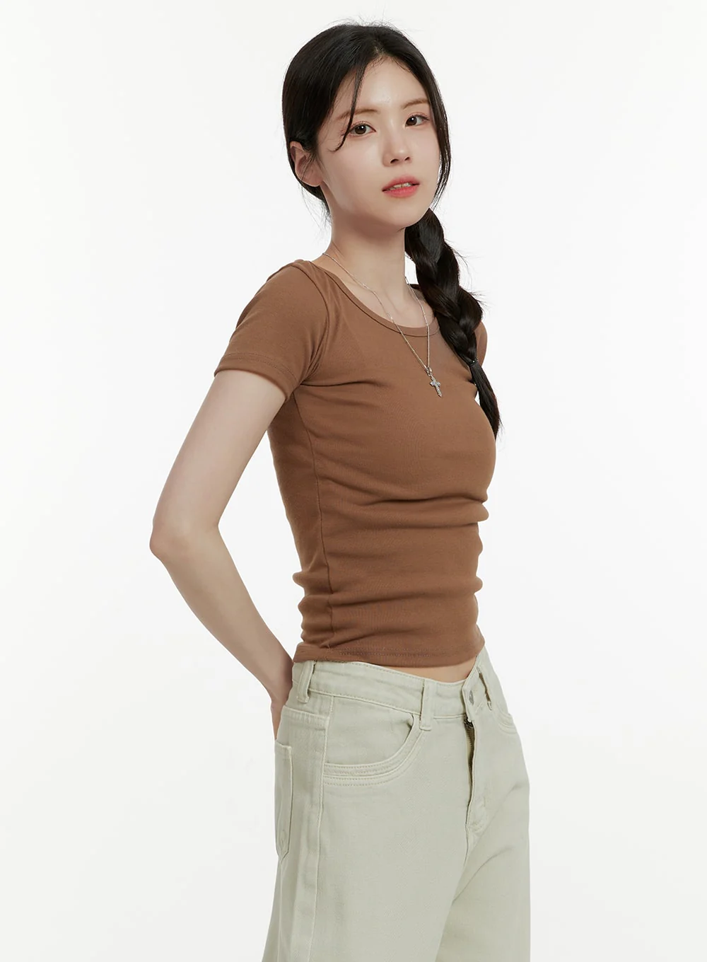 U-Neck Crop T-Shirt OA405 - Image 3