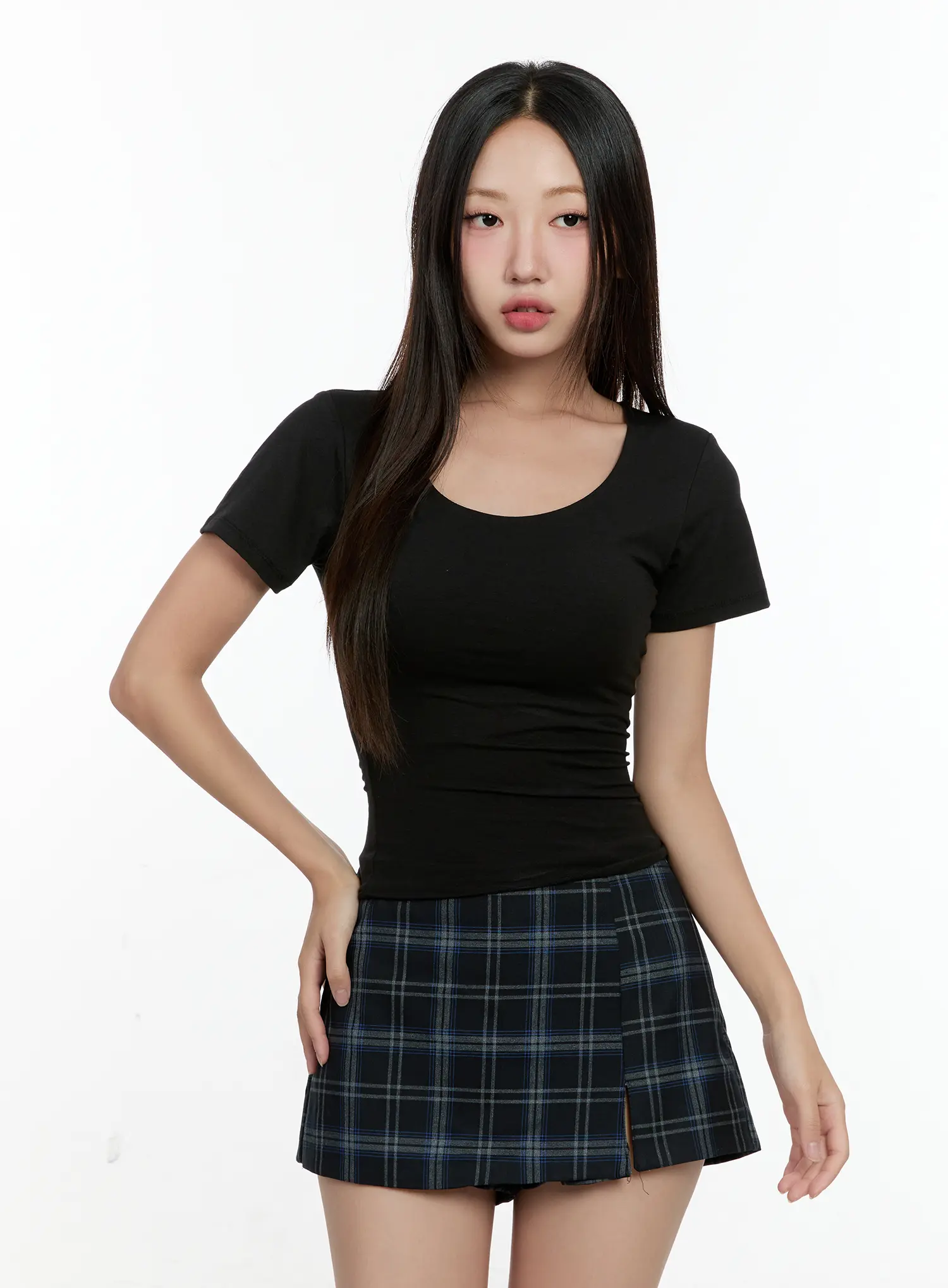 U-Neck Fitted Short-Sleeve Tee CG501 - Image 12