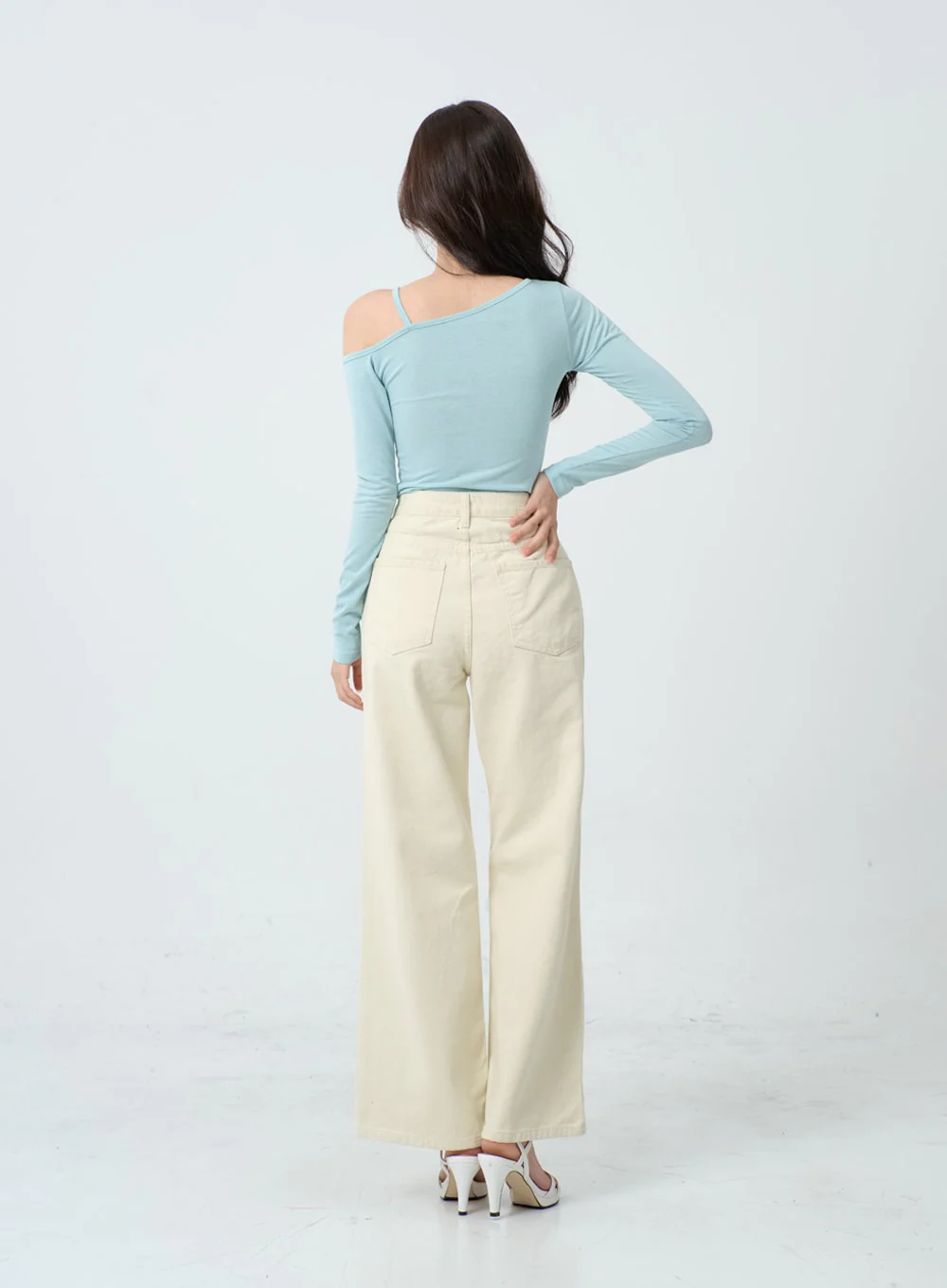 Unbalance Thin Strap Off-Shoulder T-Shirt IO24 - Image 12
