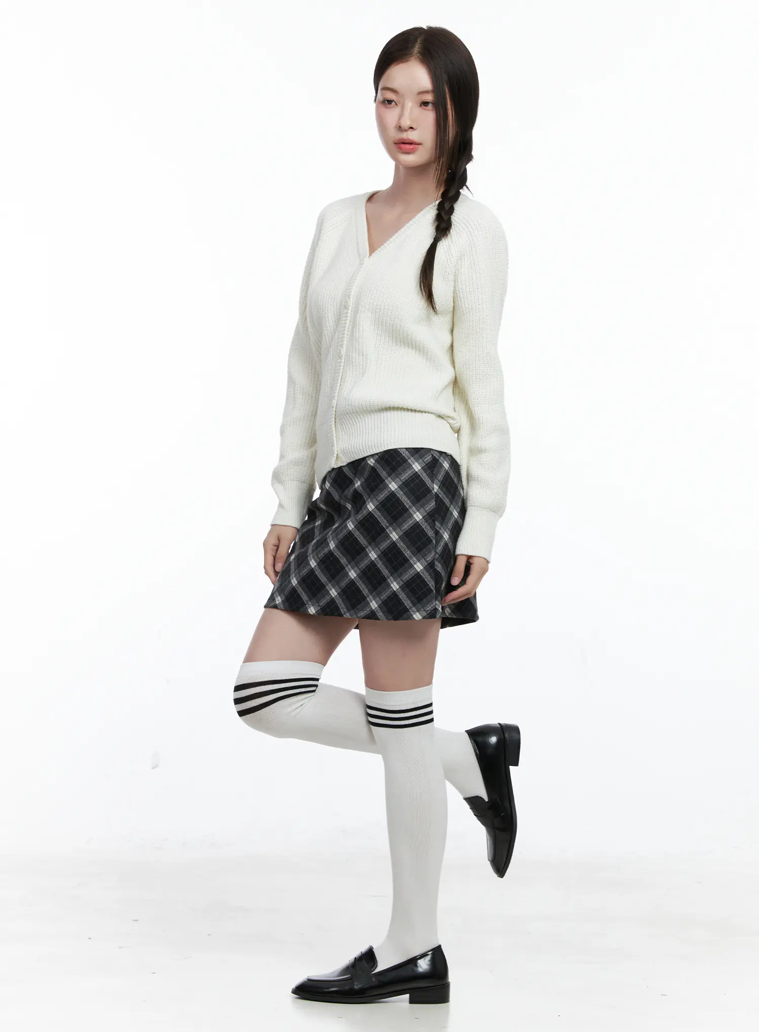 V-Neck Button Knit Cardigan CO506 - Image 4