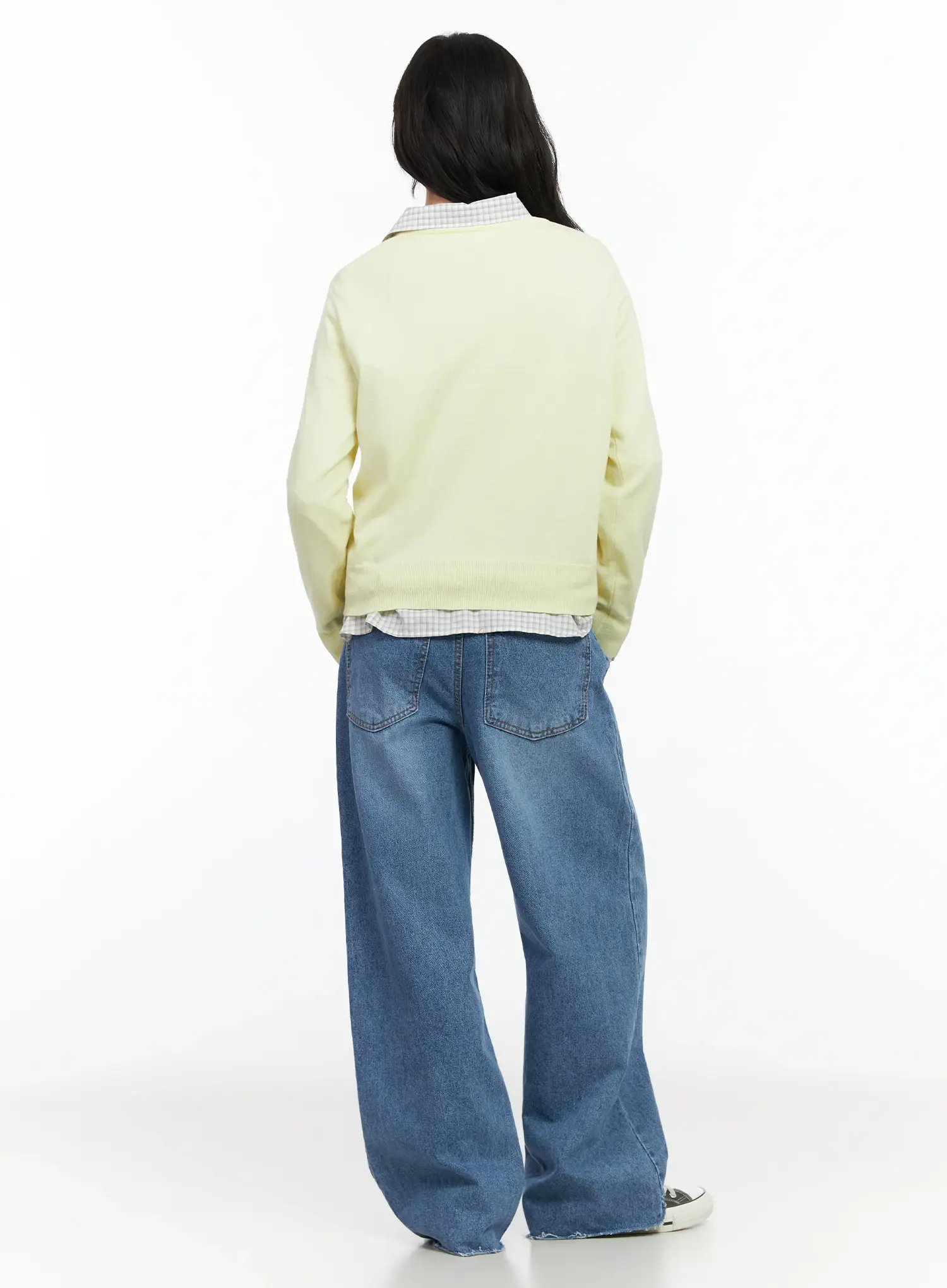 V-Neck Loose-Fit Knit IM524 - Image 7