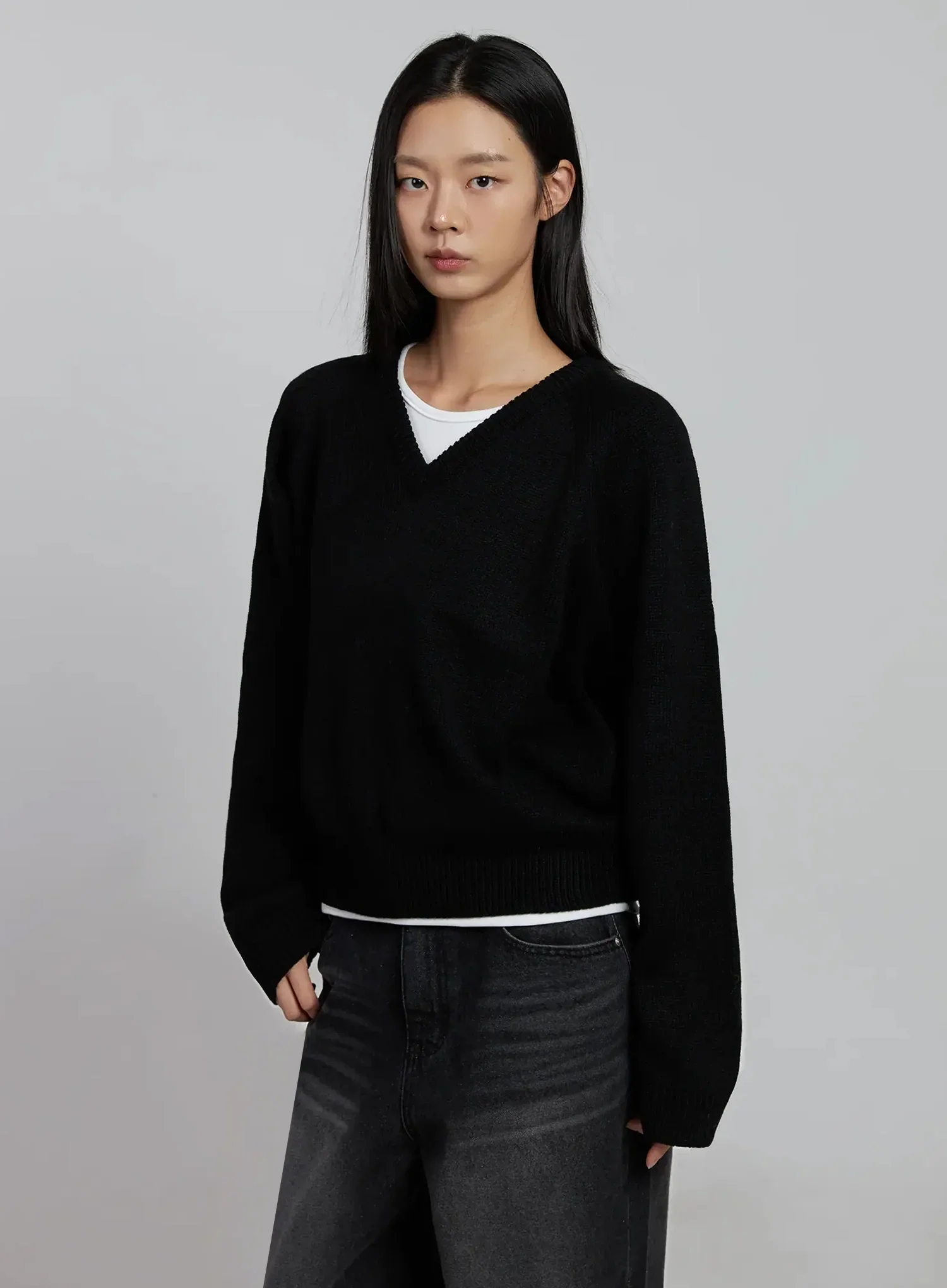 V-Neck Oversized Knit Sweater IM520 - Image 15