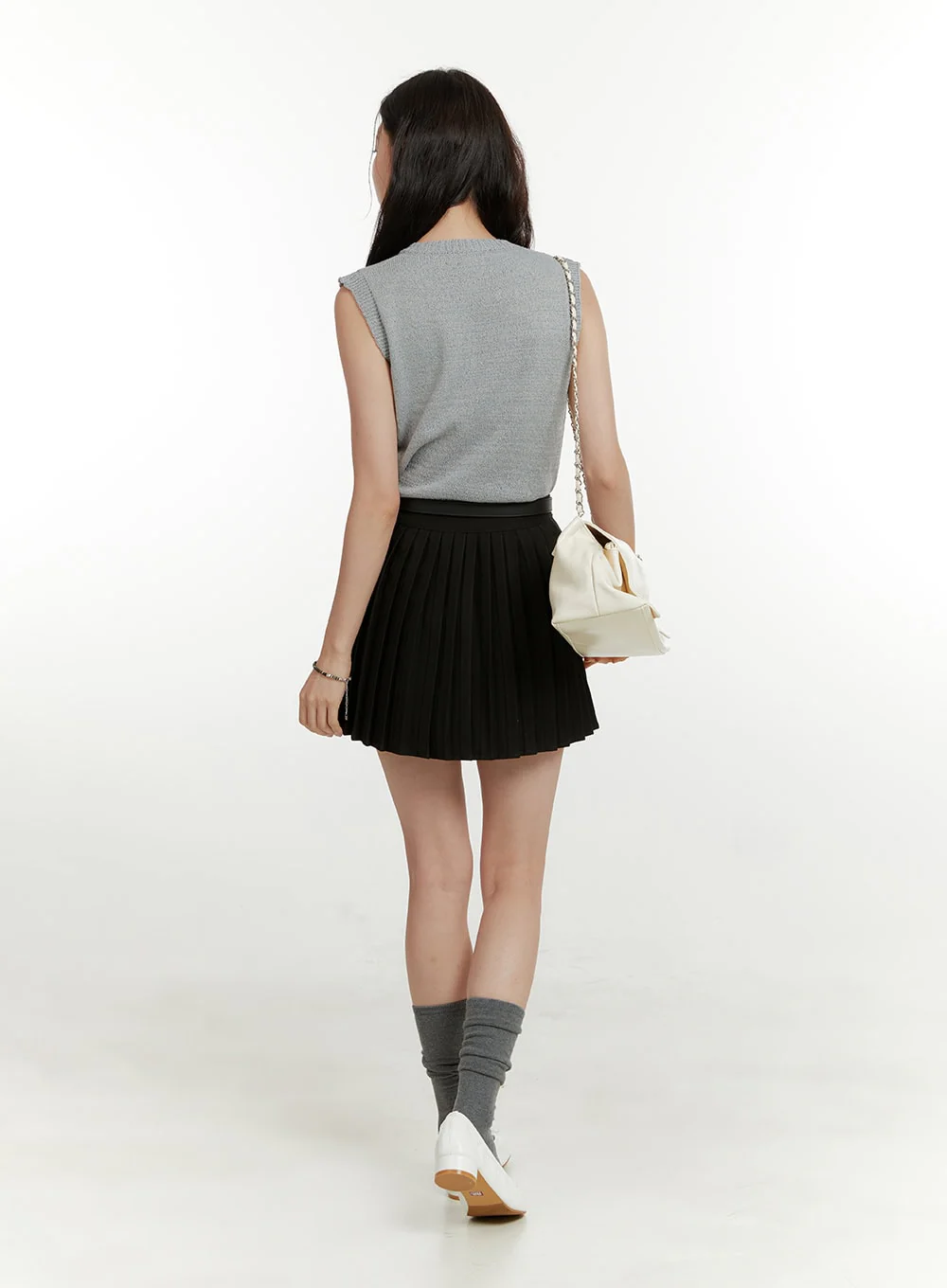 V-Neck Sleeveless Knit Top OU418 - Image 3