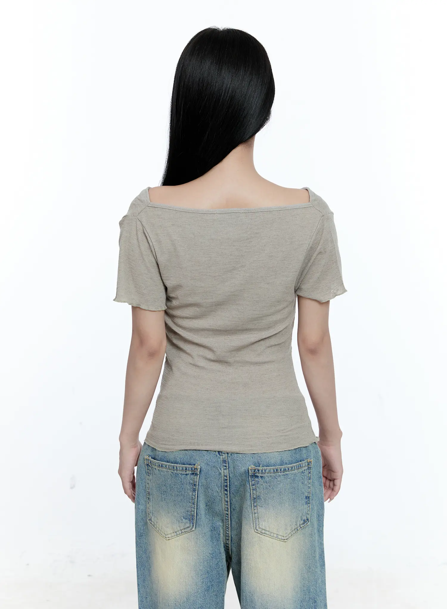 Versatile Off-Shoulder Shirred Top CG507 - Image 8