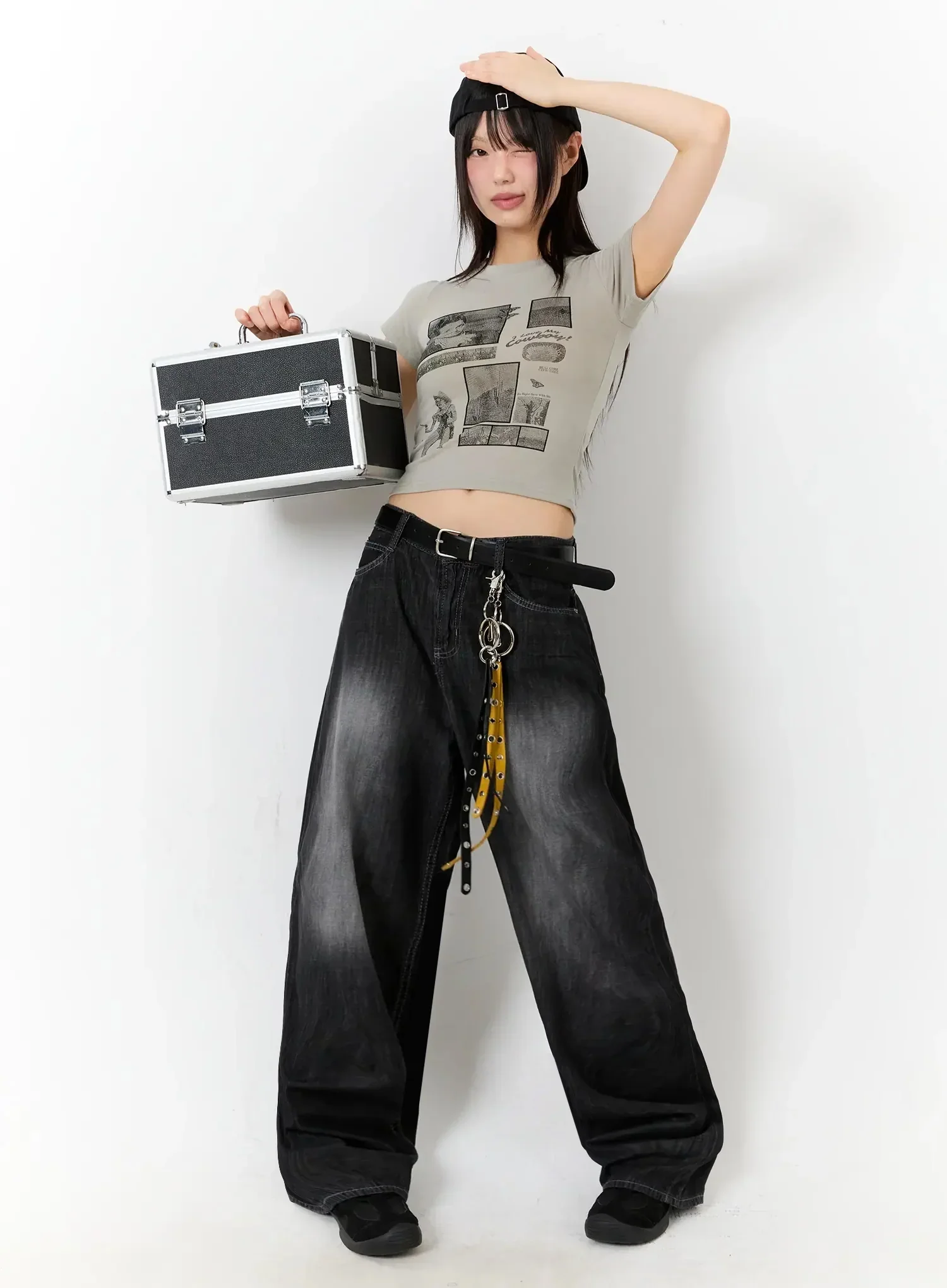 Vintage Graphic Baby Tee IU524 - Image 3
