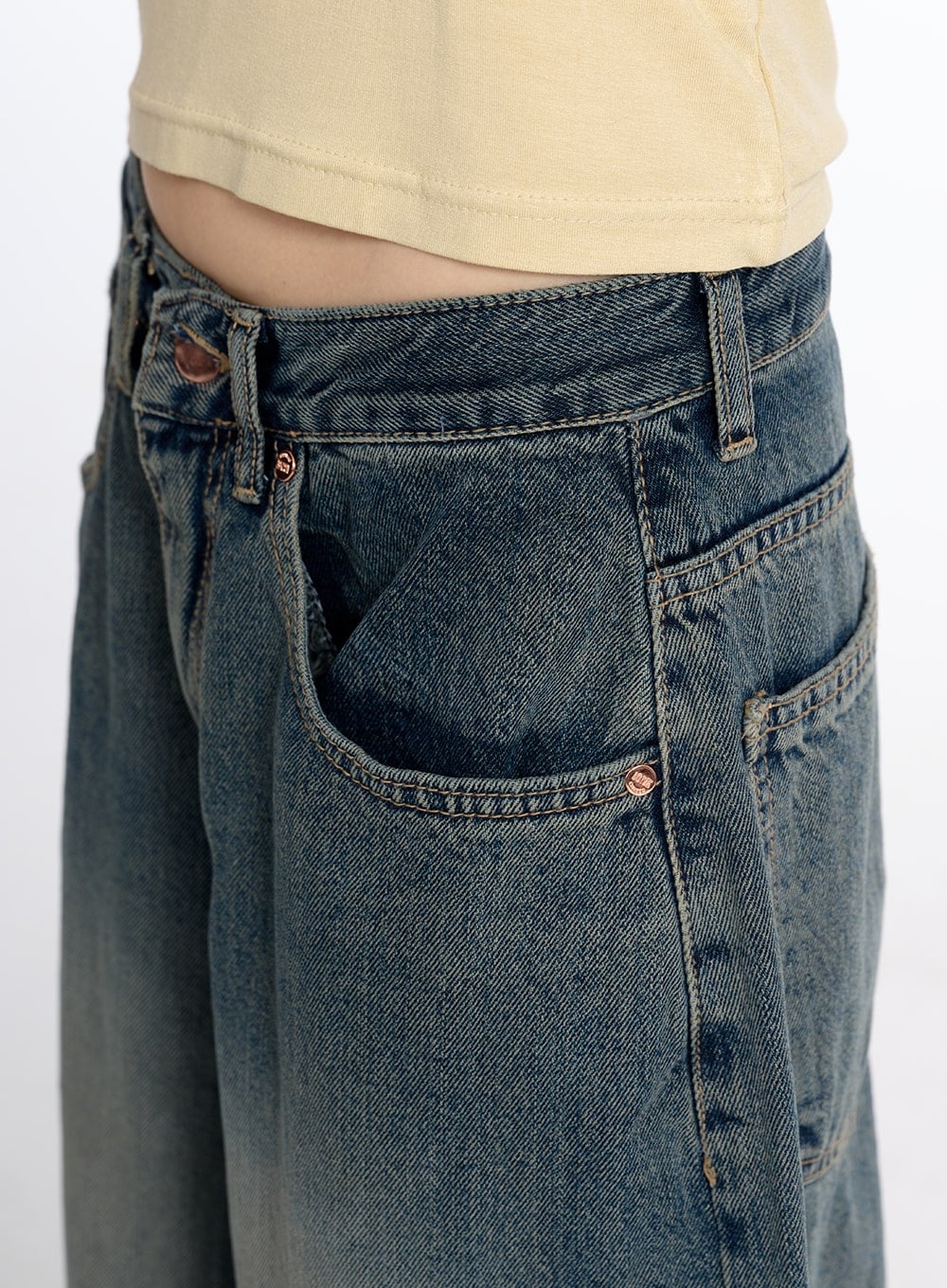 Vintage Low Rise Baggy Jeans CM415 - Image 4