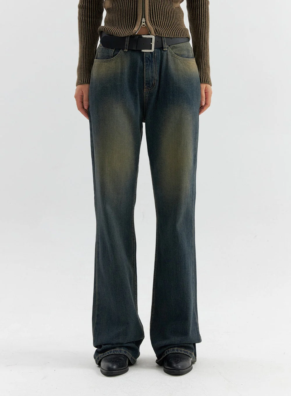 Vintage Wash Flare Jeans CO306 - Image 2