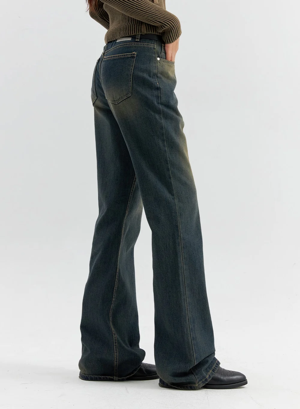 Vintage Wash Flare Jeans CO306 - Image 6