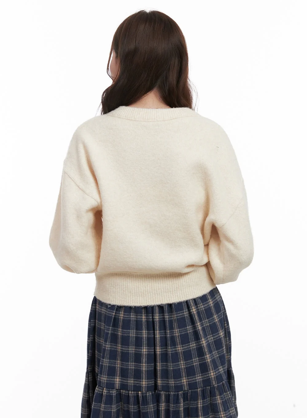 WarmWool Solid V-Neck Sweater OD403 - Image 7