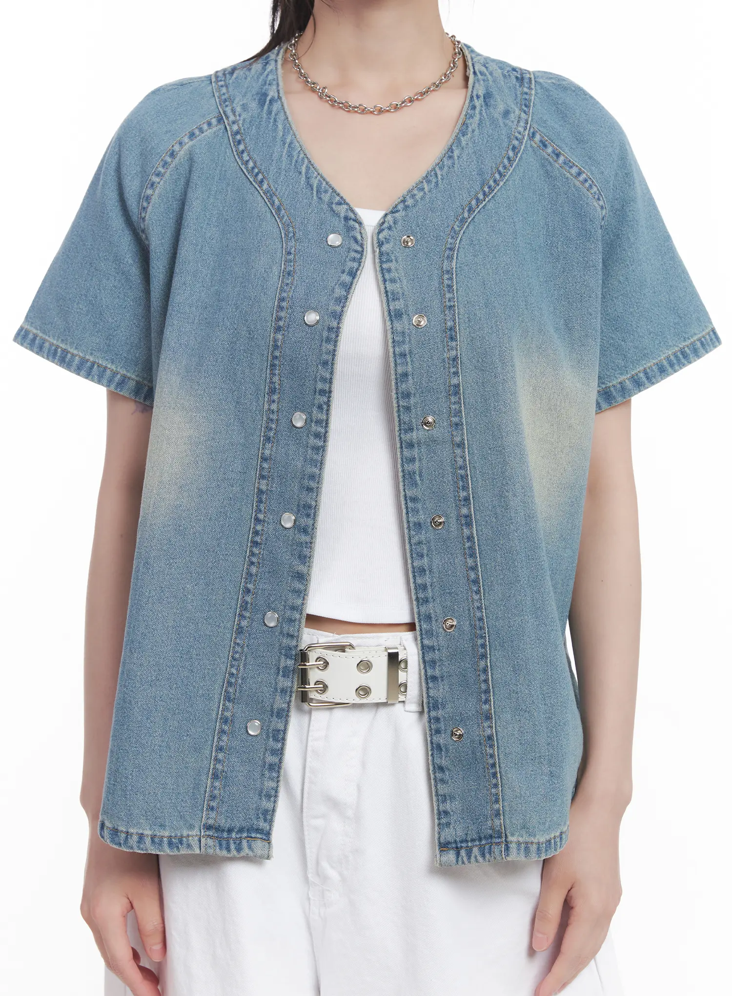 Washed Denim Short-Sleeve Shirt CU520 - Image 3