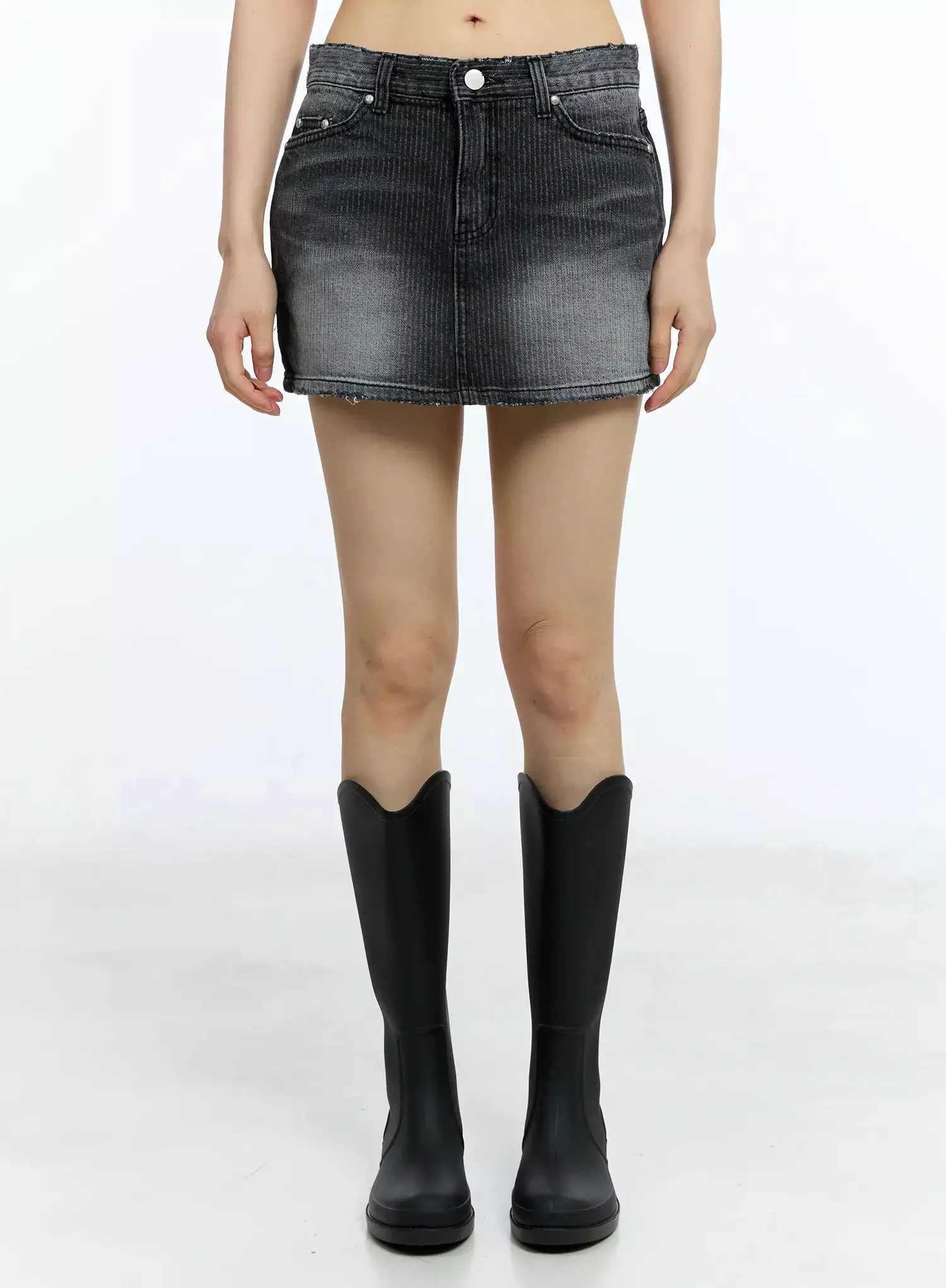 Washed Low-Rise Denim Mini Skirt IU525 - Image 4