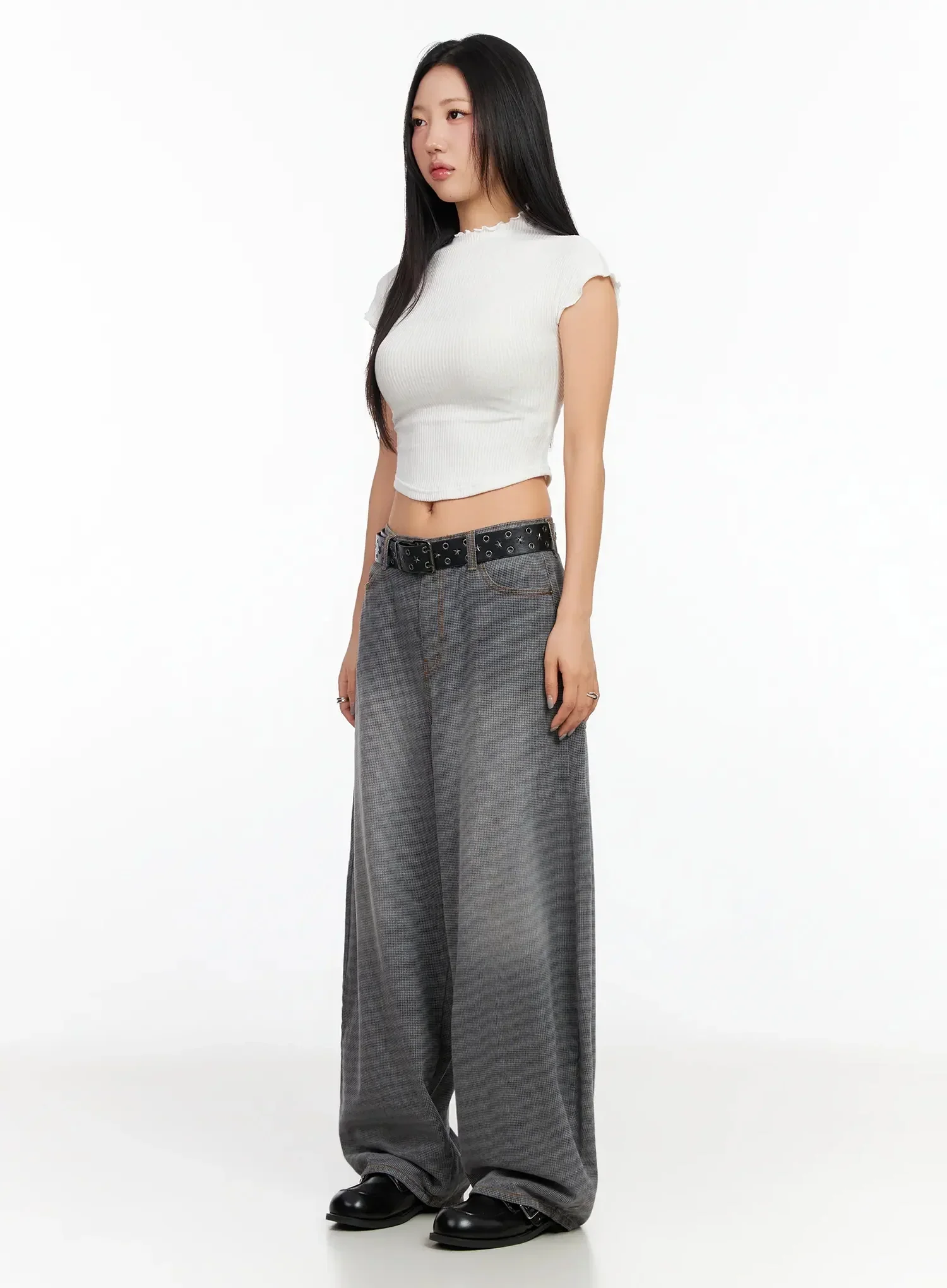 Wavy Ribbed Cropped T-Shirt CA513 - Image 10
