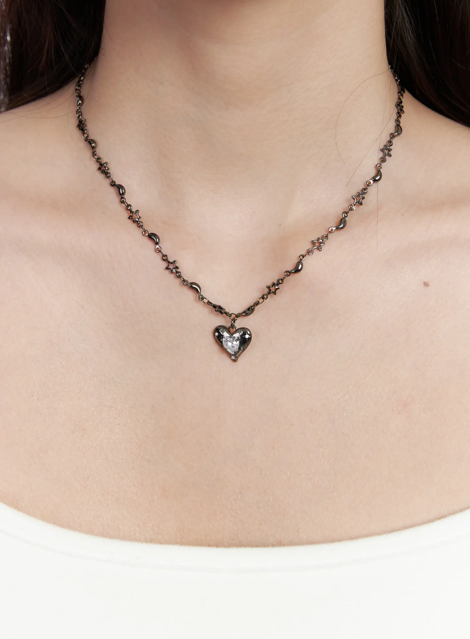 White Heart Necklace CJ523