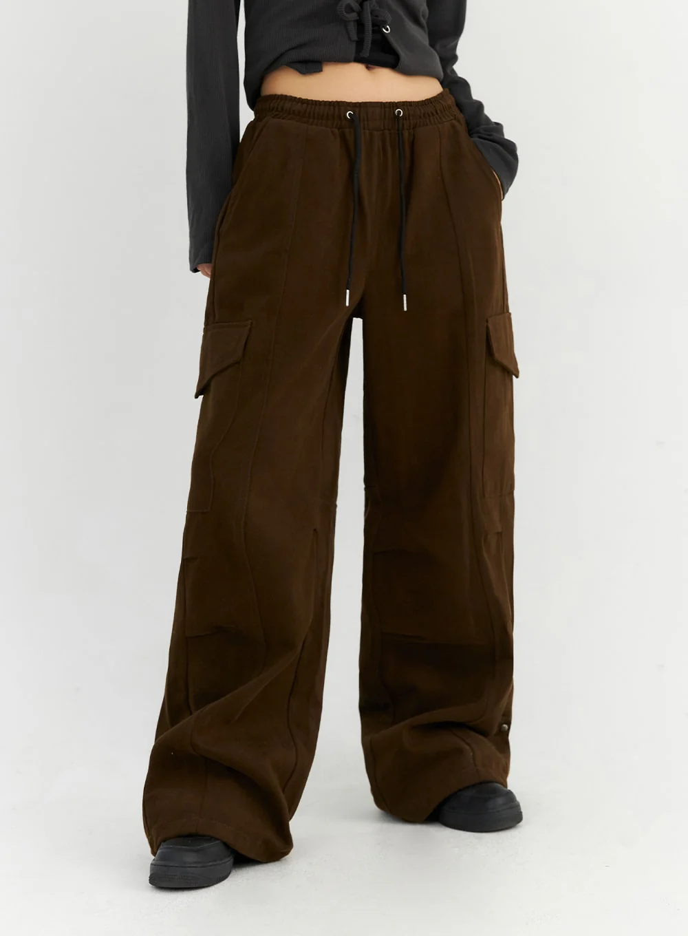 Wide-Leg Cargo Sweat Pants CN303 - Image 5