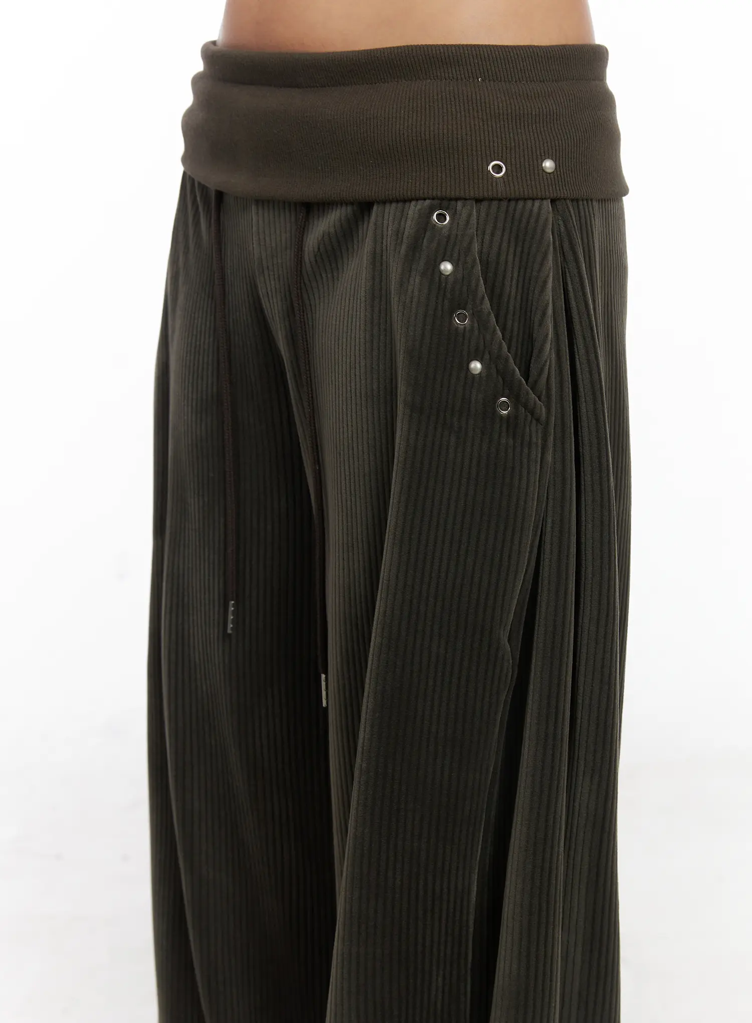 Wide-Leg Corduroy Training Pants CJ513 - Image 9