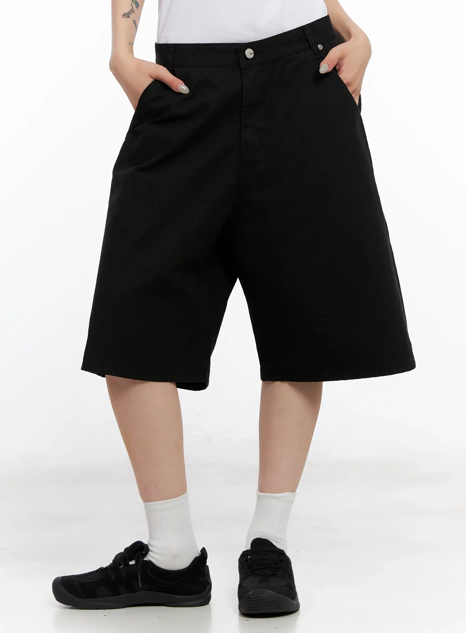 Wide-Leg Cotton Bermuda Shorts CL525 - Image 8