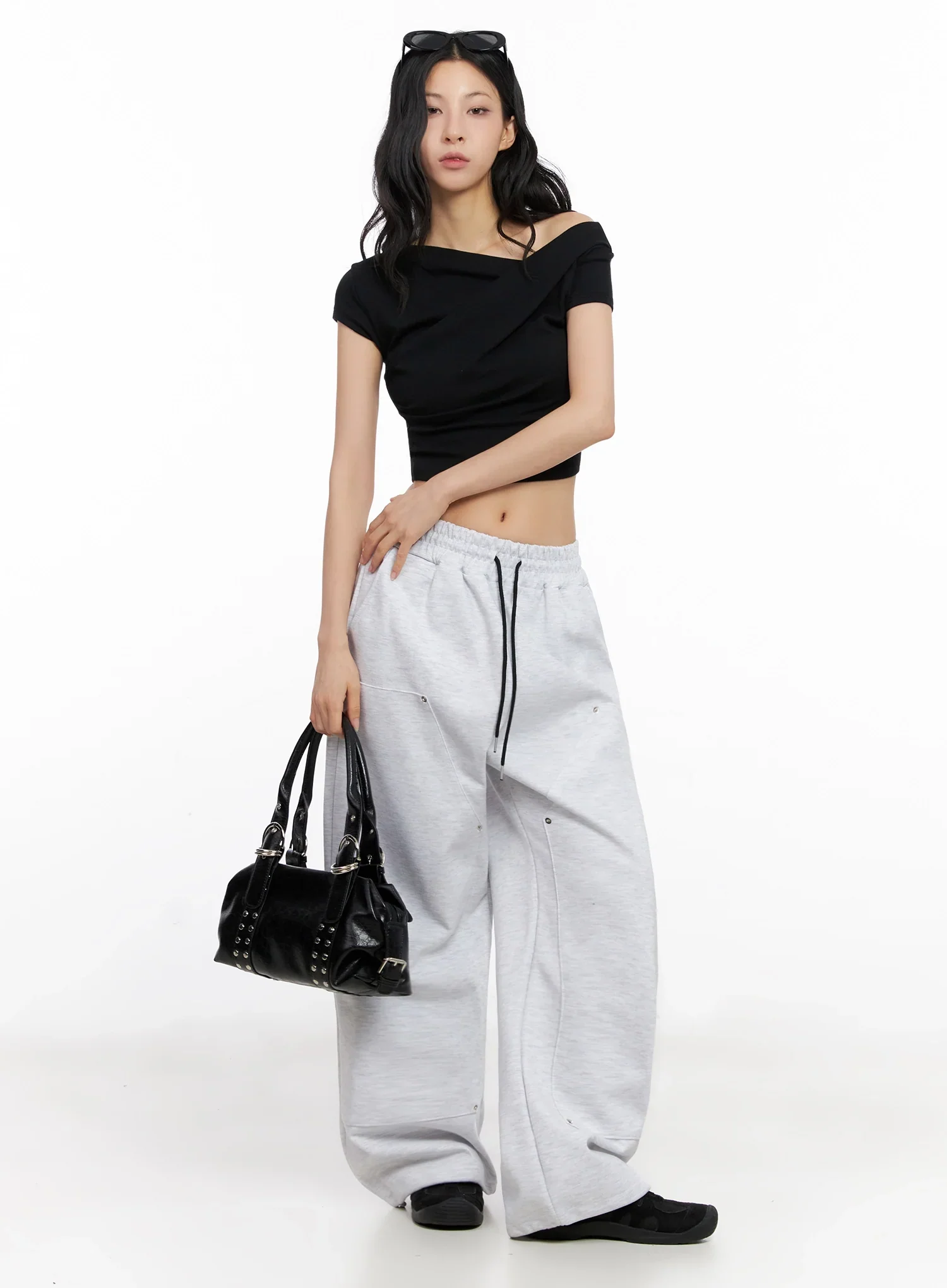 Wide-Leg Stud Accent Sweatpants IG508 - Image 2