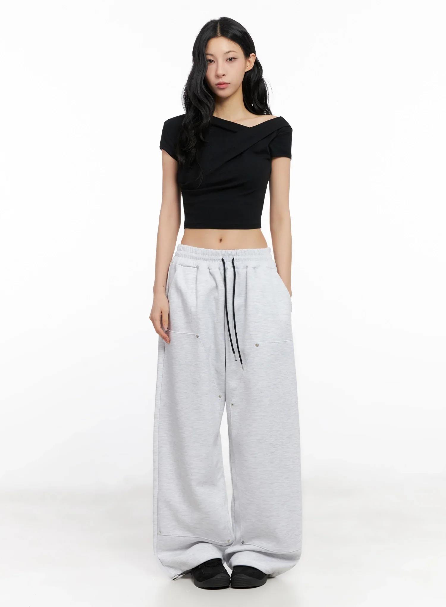 Wide-Leg Stud Accent Sweatpants IG508 - Image 5