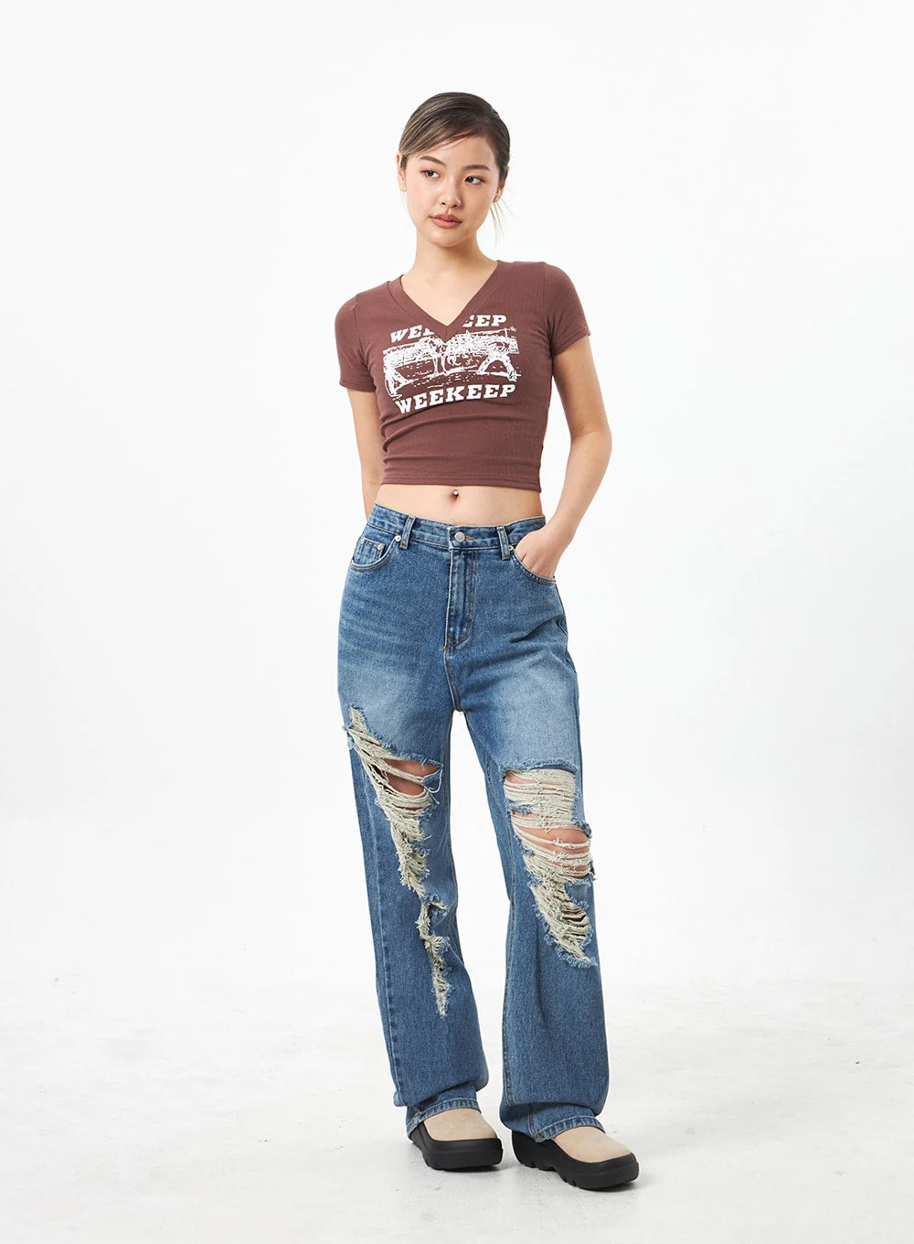 Wide Ripped Jeans CA304 - Image 13