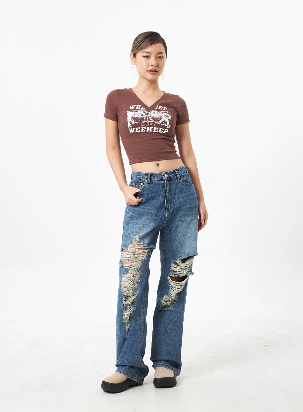 Wide Ripped Jeans CA304 - Image 4