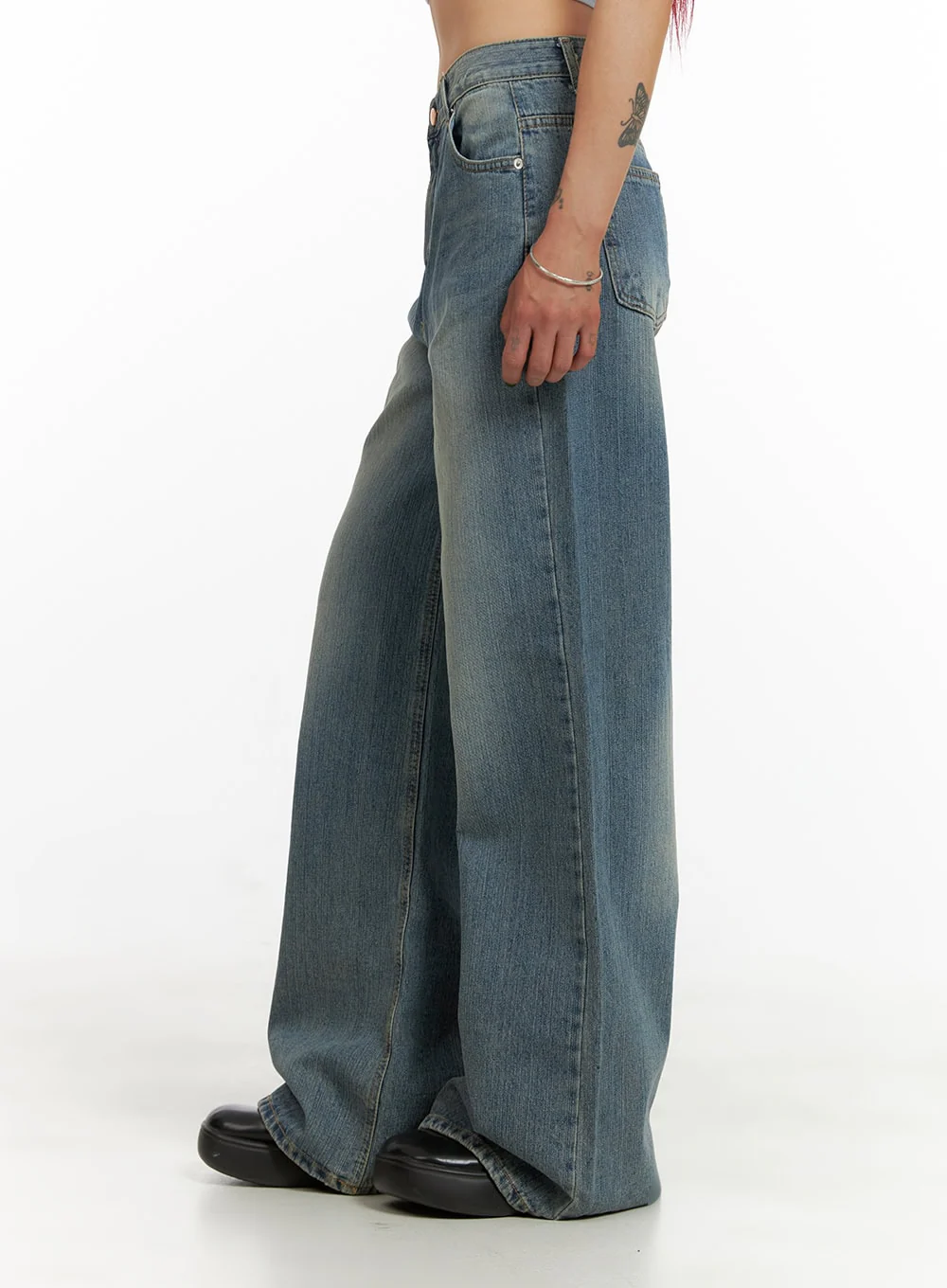 Wide Washed Denim Jeans CY429 - Image 3