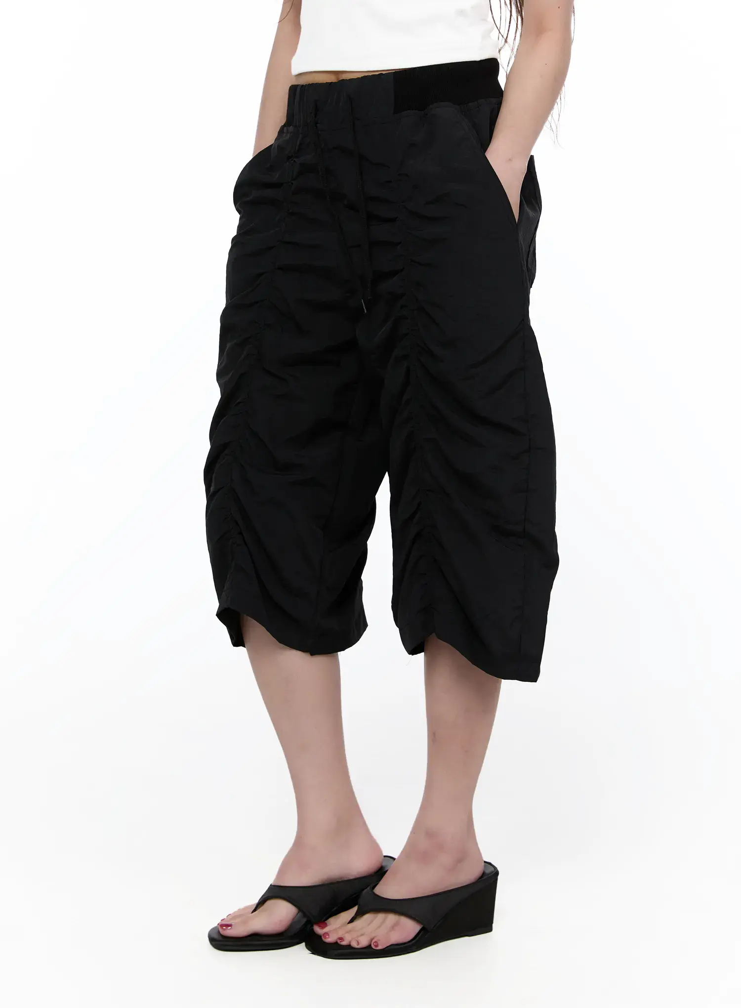 Wrinkled Band Bermuda Pants CA522 - Image 8